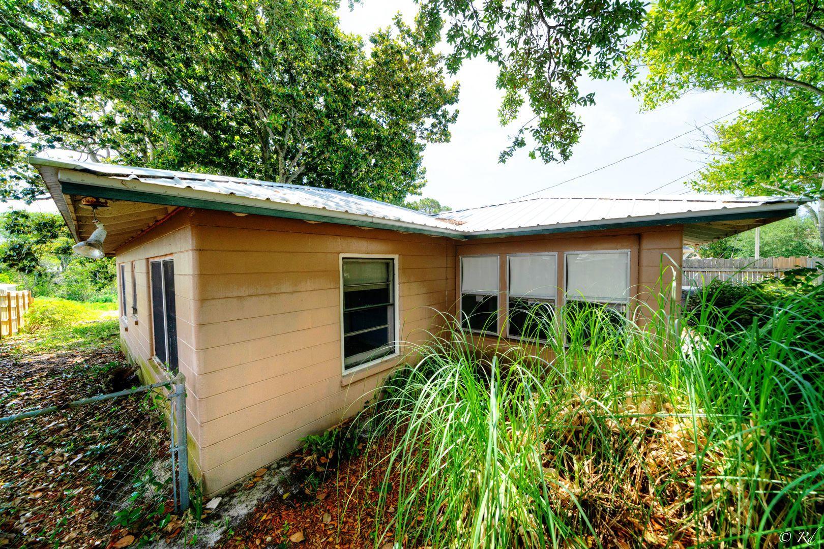 RIVIERA BEACH - Residential