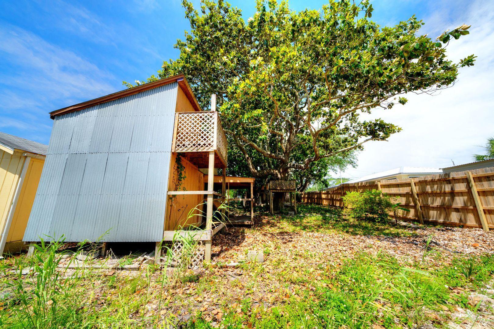 RIVIERA BEACH - Residential