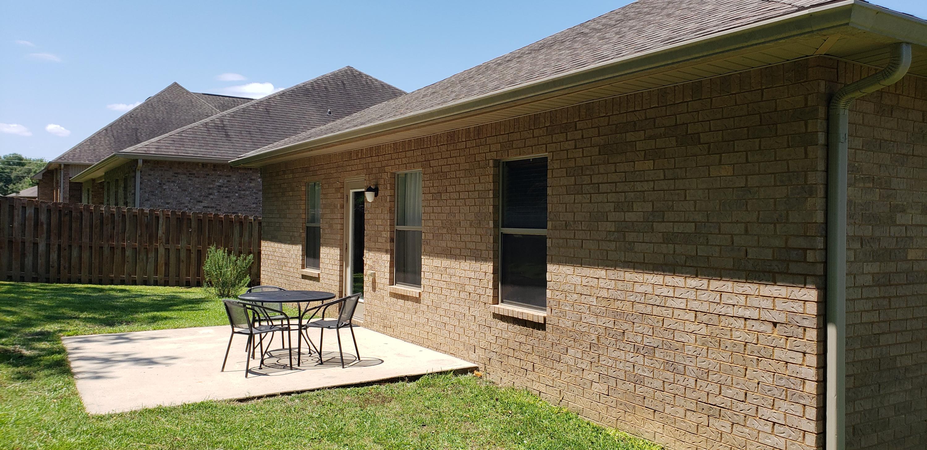 FOX VALLEY - Residential
