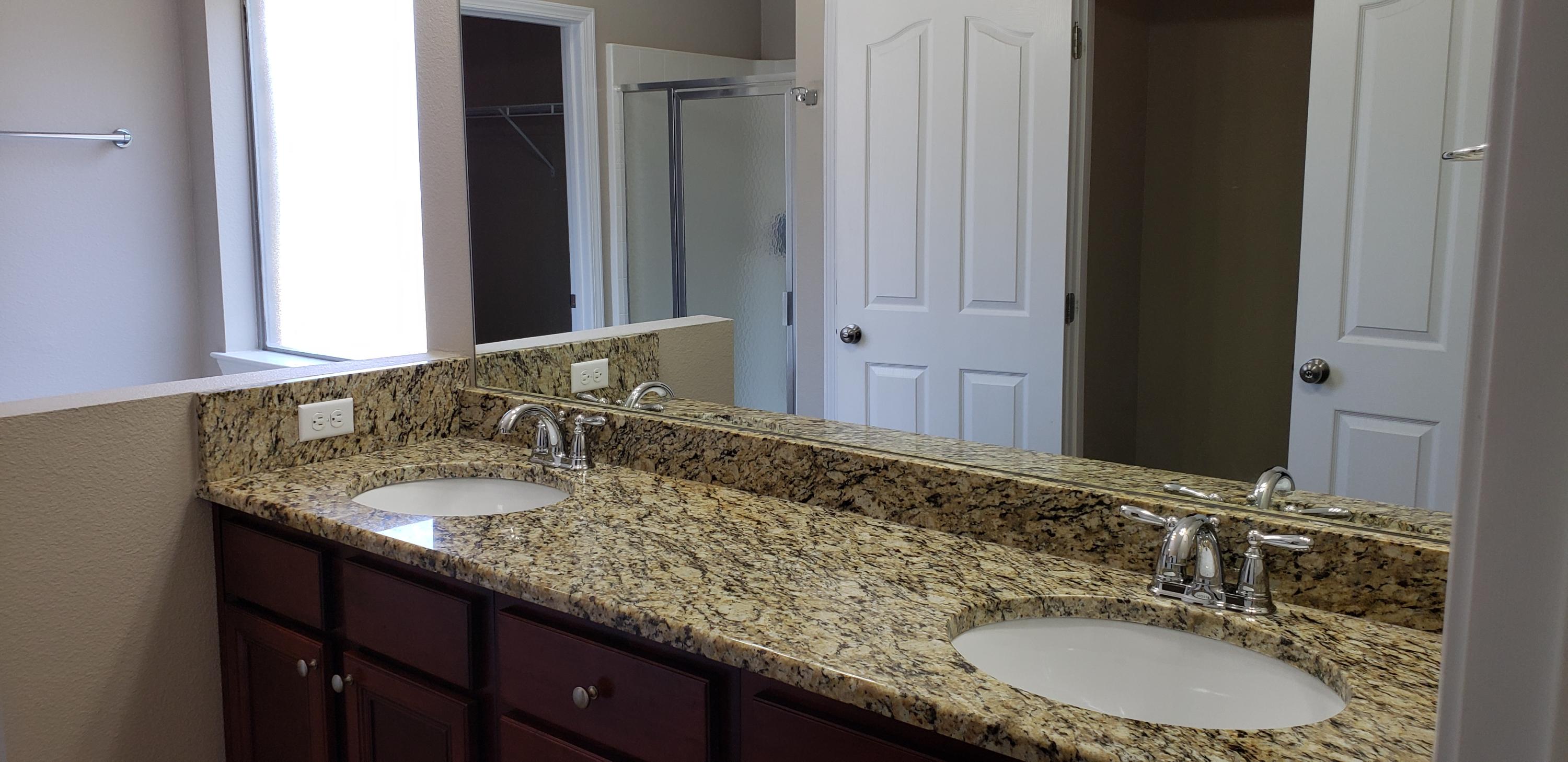 FOX VALLEY - Residential