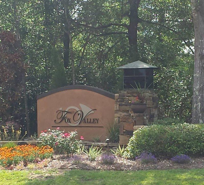 FOX VALLEY - Residential