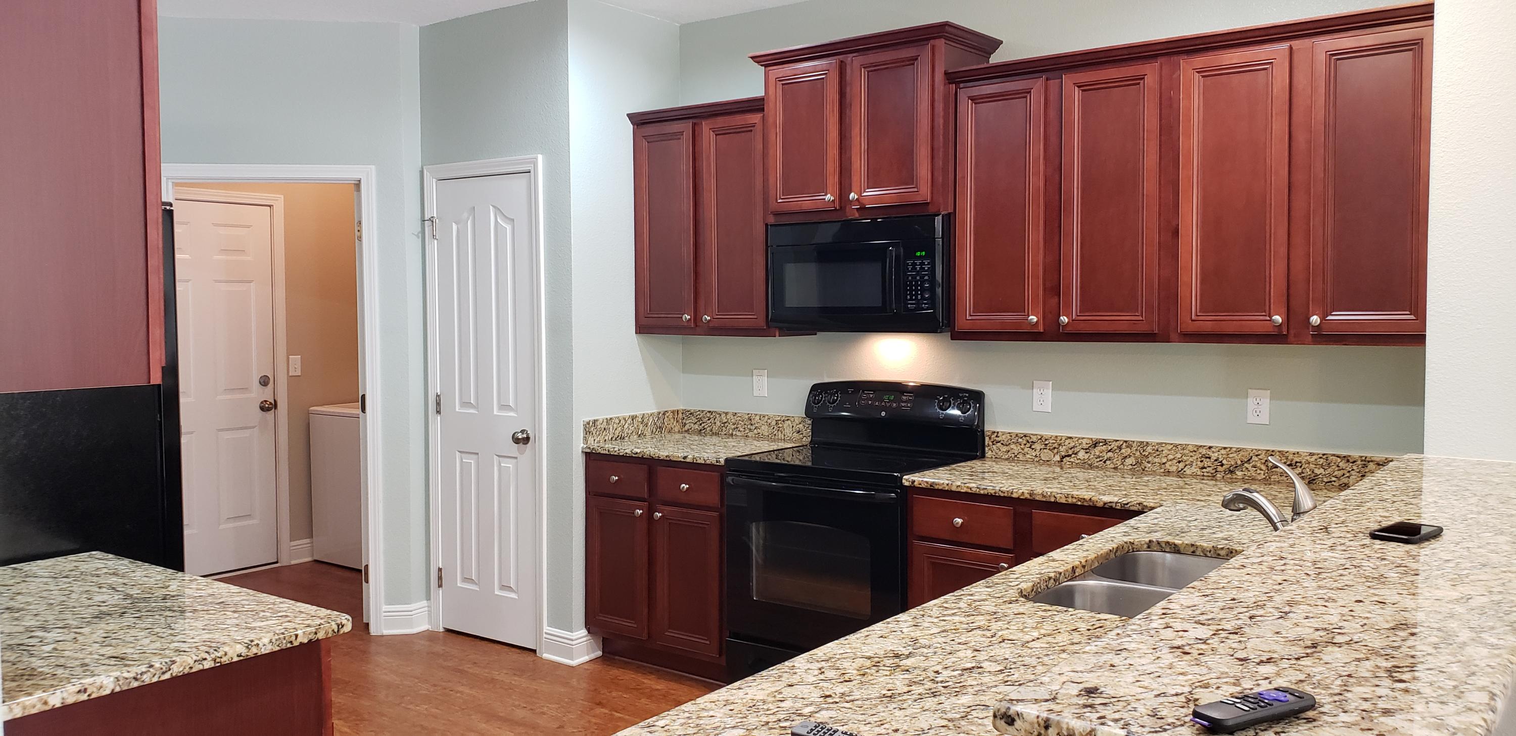 FOX VALLEY - Residential