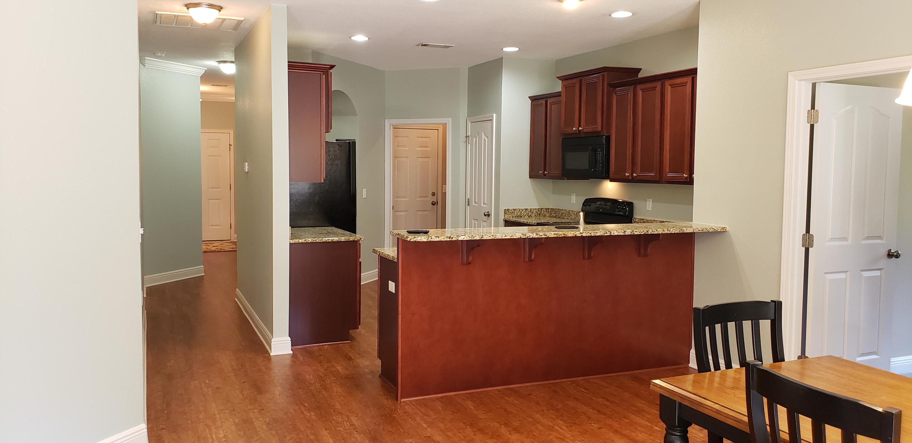 FOX VALLEY - Residential