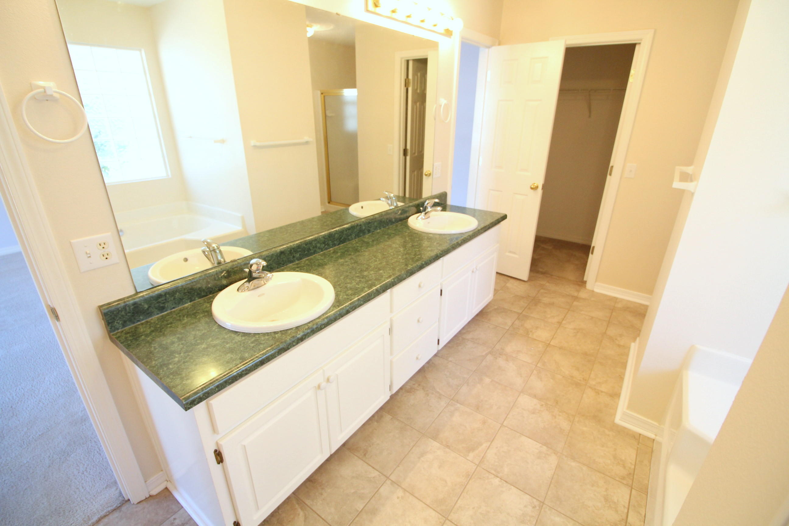 RIVERCHASE S/D PH 2 - Residential