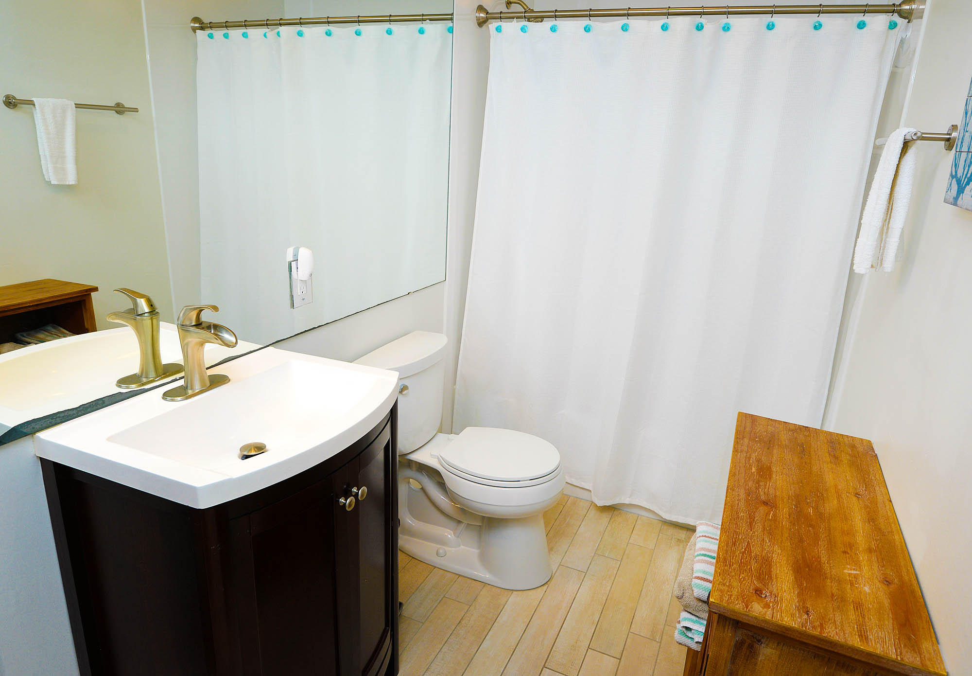 CRYSTAL VILLAS CONDO PH 2 - Residential