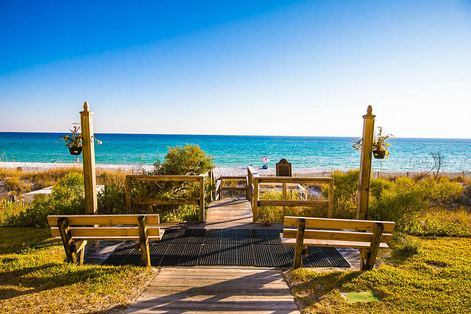 CRYSTAL VILLAS CONDO PH 2 - Residential