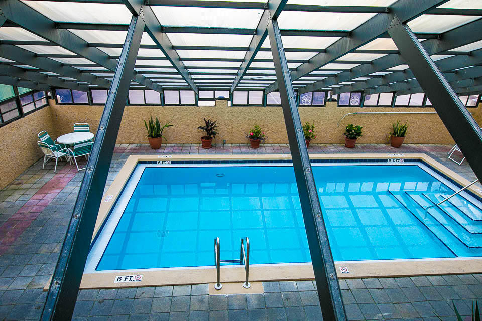 CRYSTAL VILLAS CONDO PH 2 - Residential