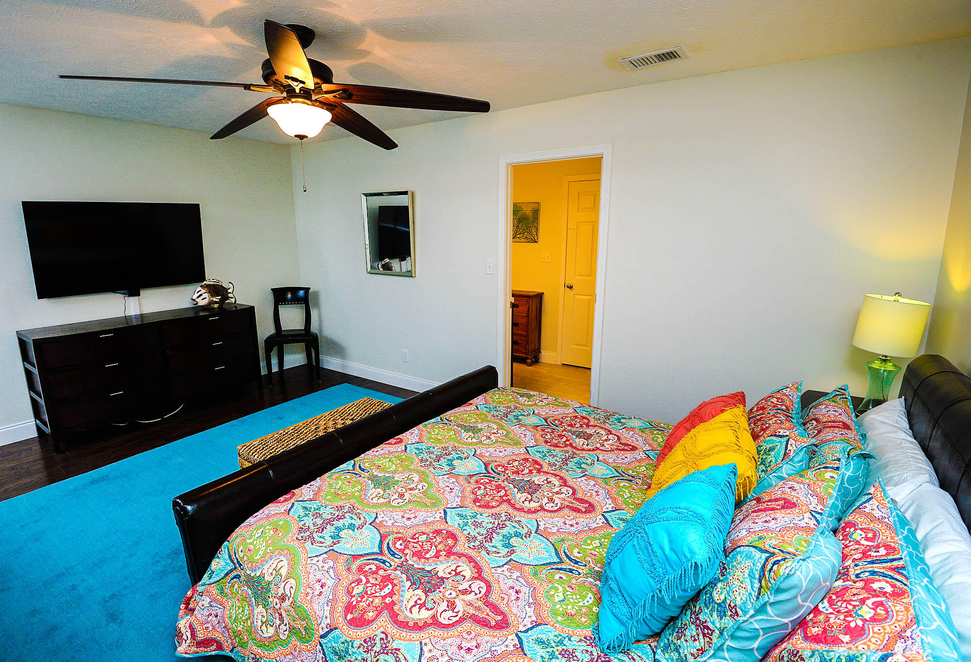 CRYSTAL VILLAS CONDO PH 2 - Residential