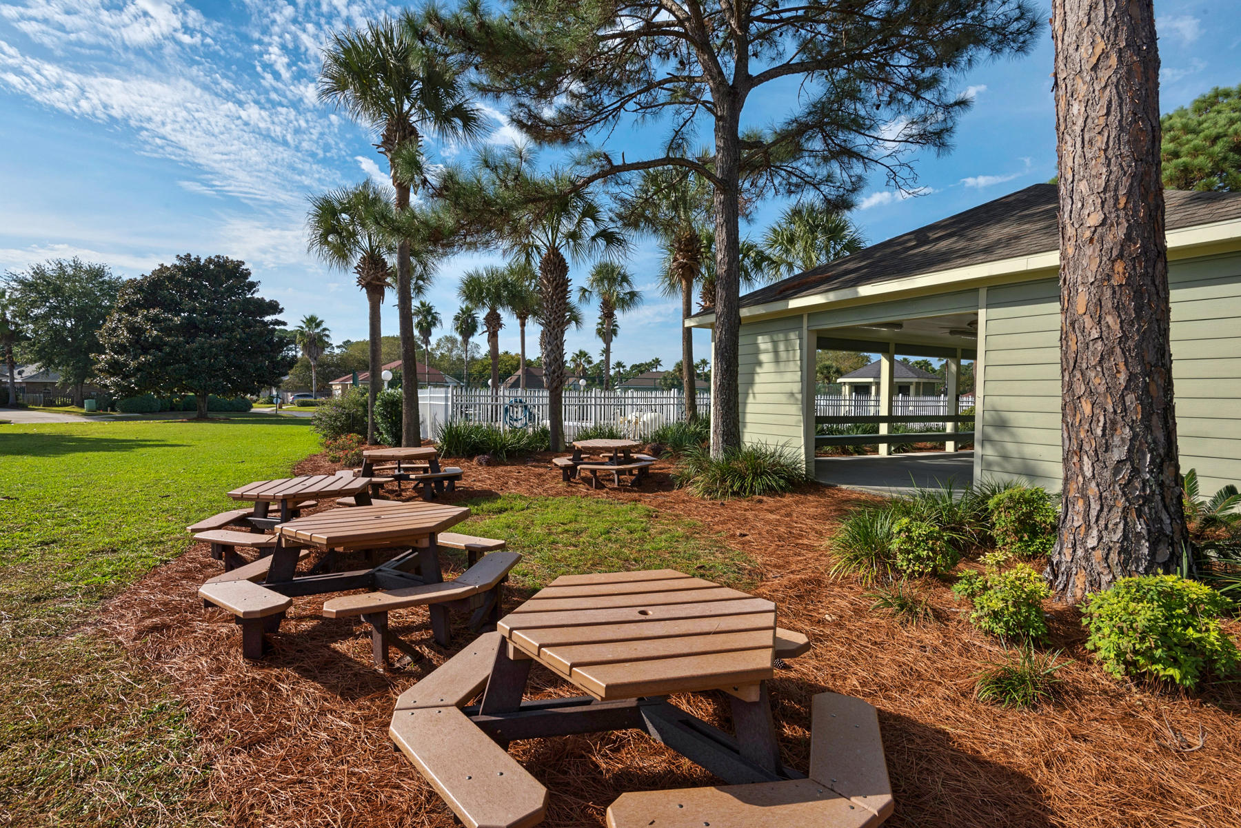 BAYSIDE - Residential