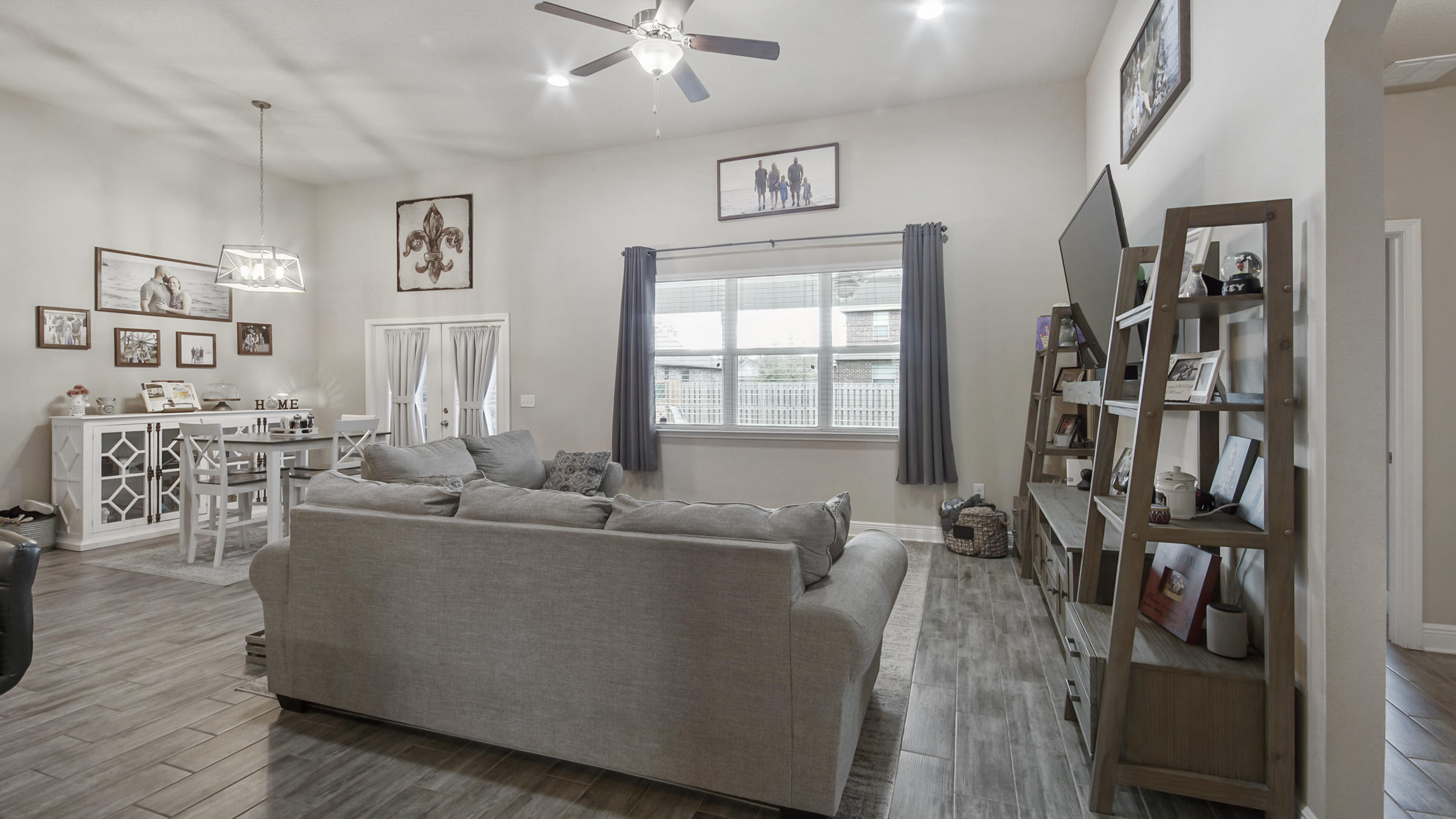 HAMMOCK BAY - Residential