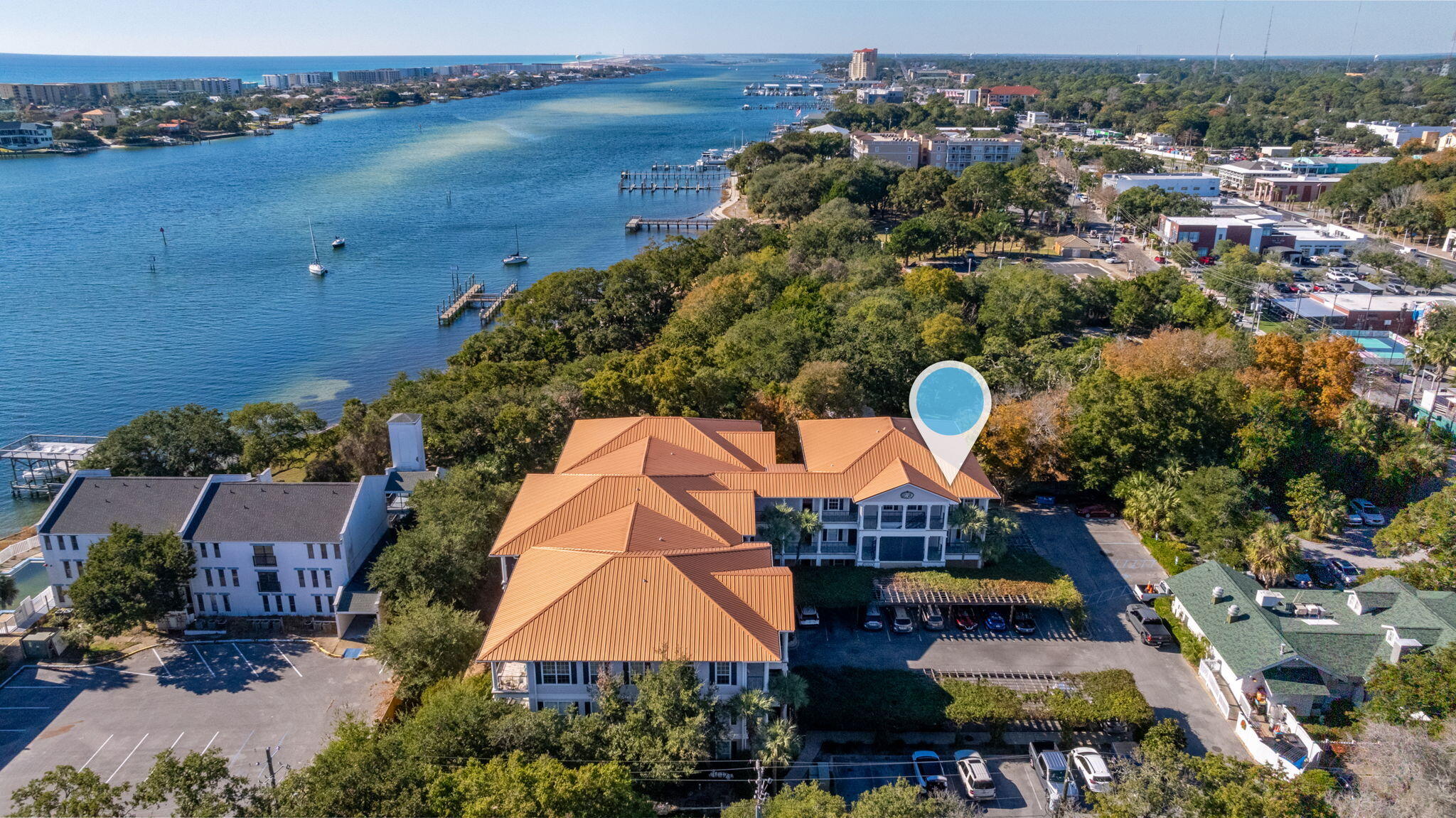 FRENCH QUARTERS - Residential