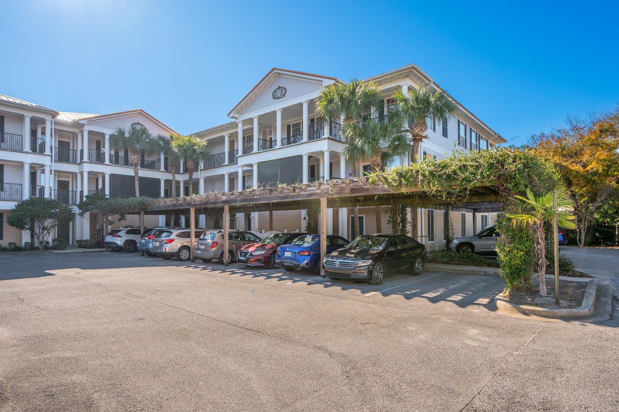 FRENCH QUARTERS - Residential