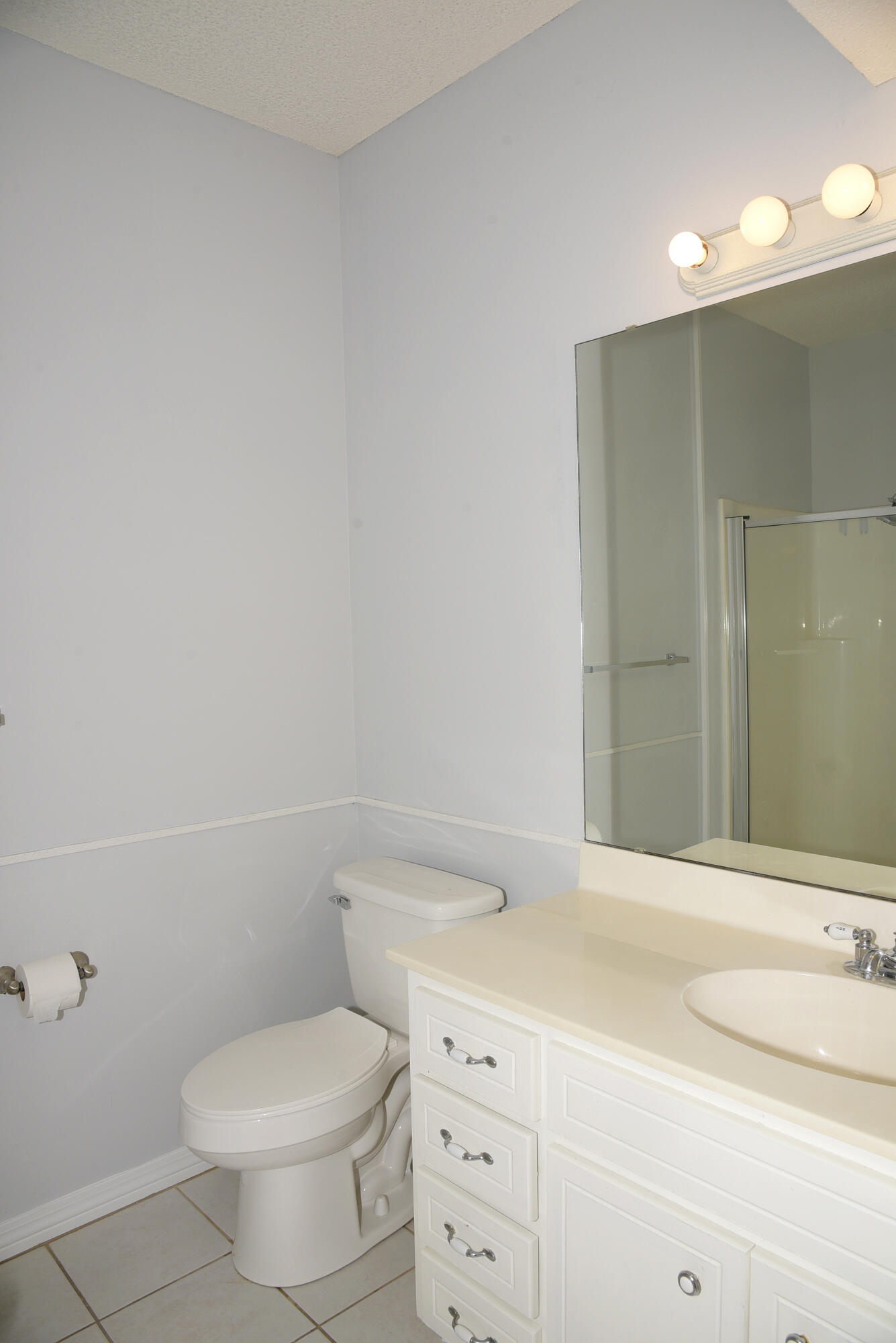 THE OAKS AT NICEVILLE - Residential Lease