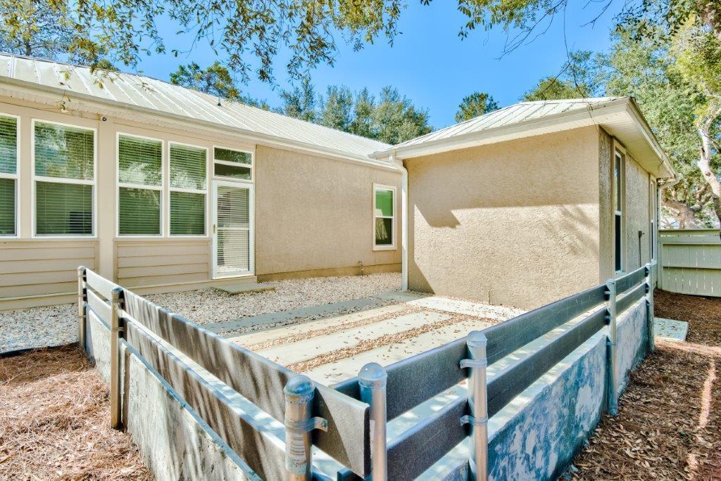 SEABREEZE EAST - Residential