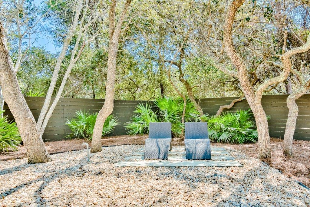 SEABREEZE EAST - Residential