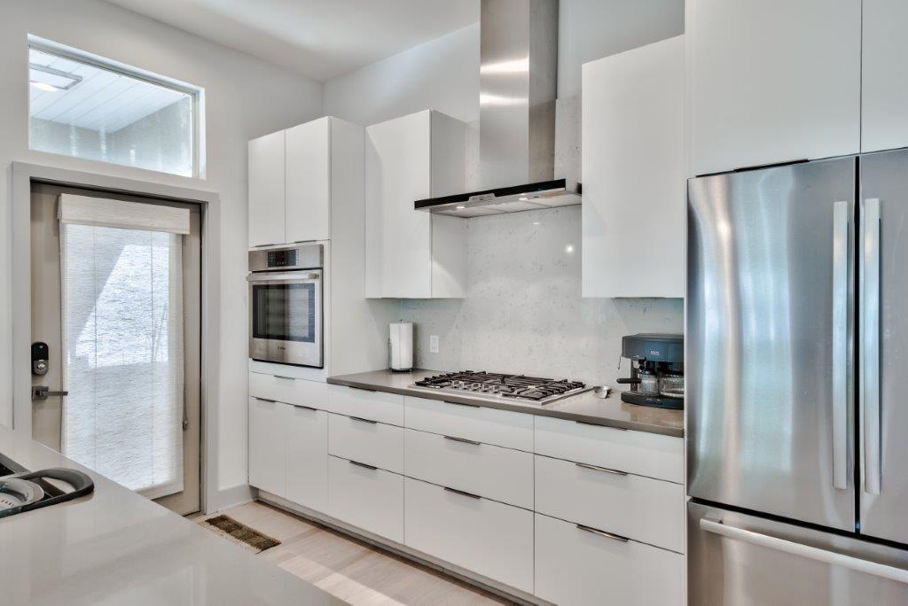 SEABREEZE EAST - Residential