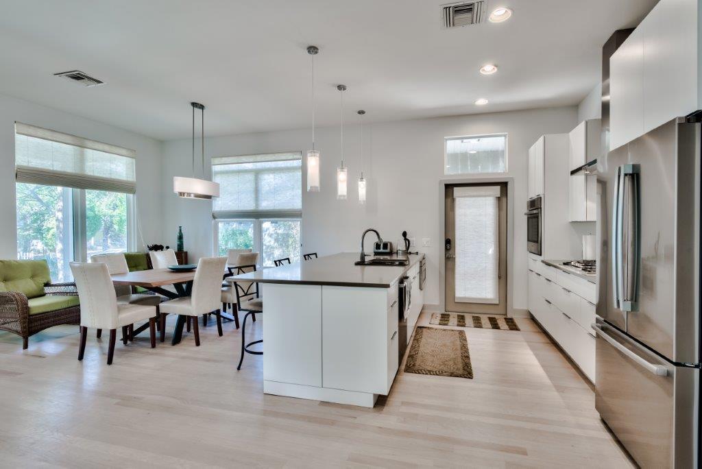 SEABREEZE EAST - Residential