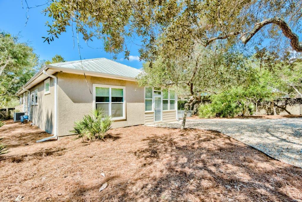 SEABREEZE EAST - Residential