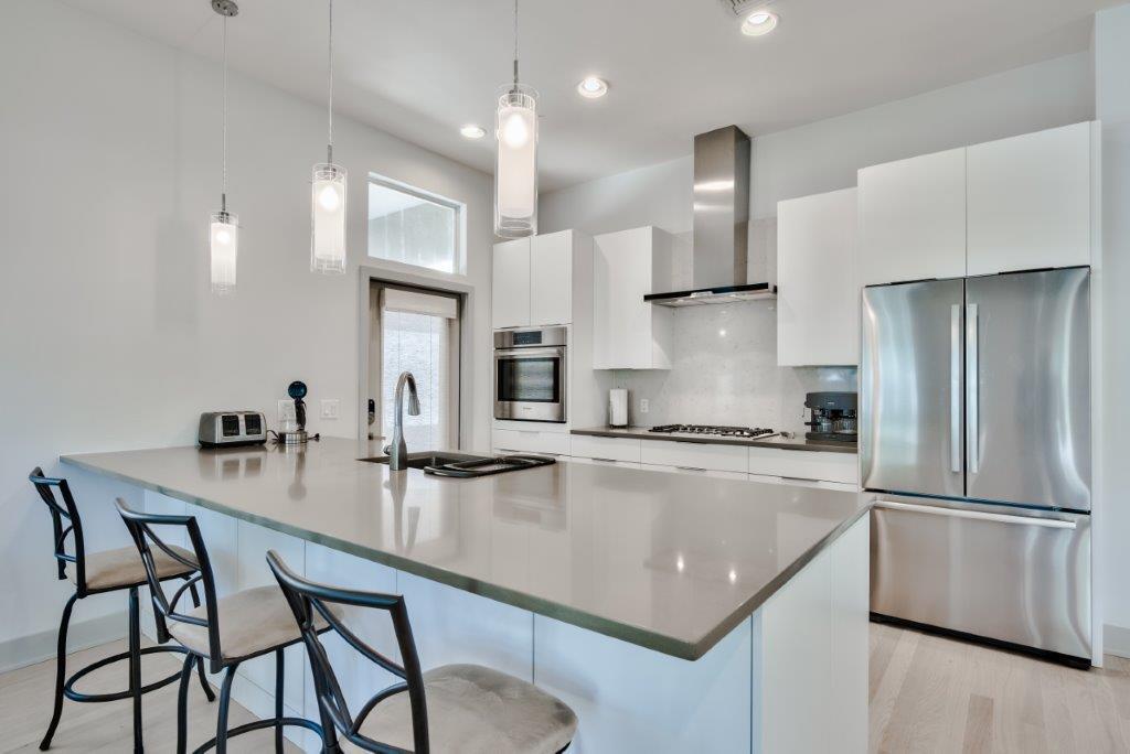 SEABREEZE EAST - Residential