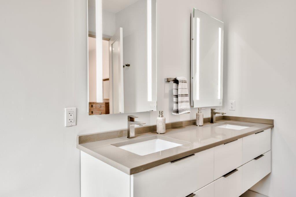 SEABREEZE EAST - Residential