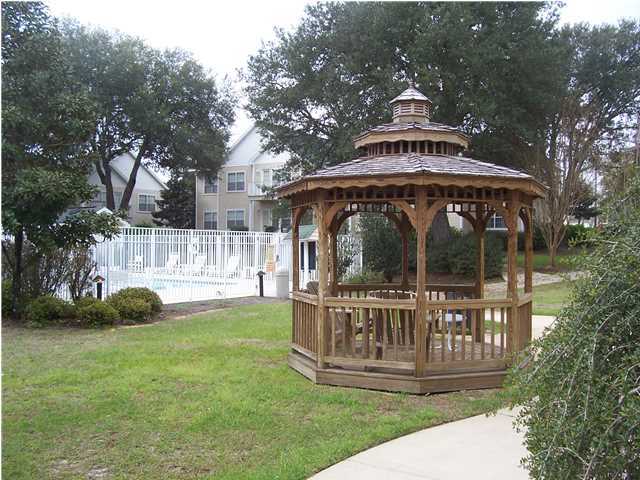 OAKS THE - Residential Lease