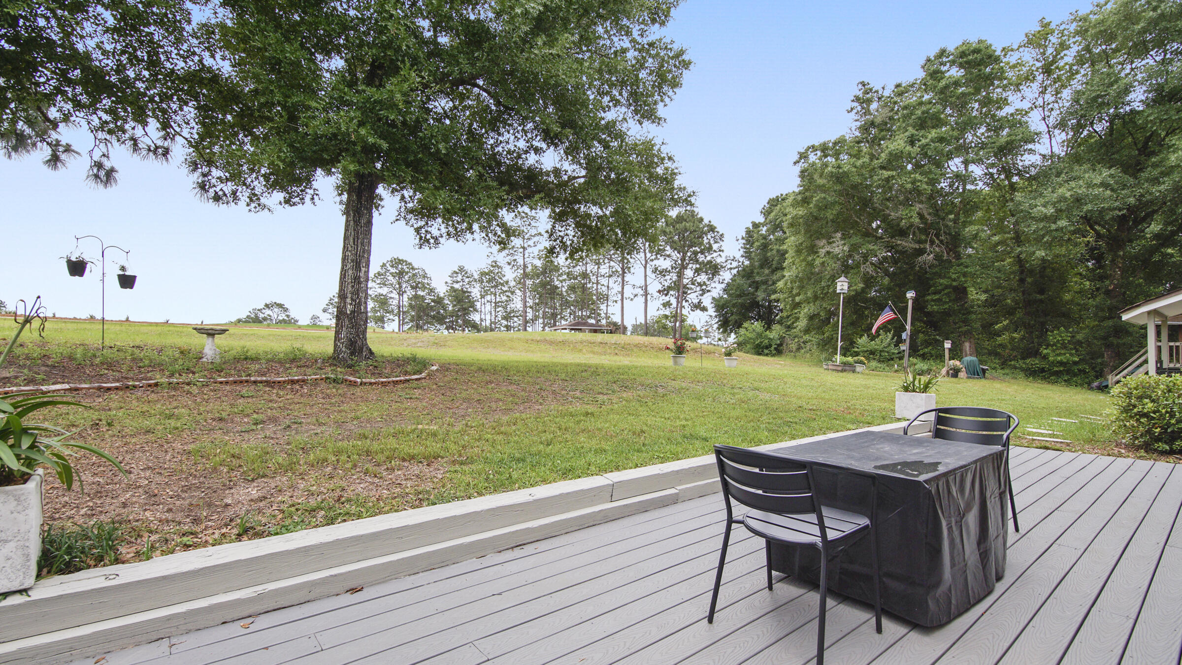 DEFUNIAK COUNTRY CLUB ESTATES - Residential