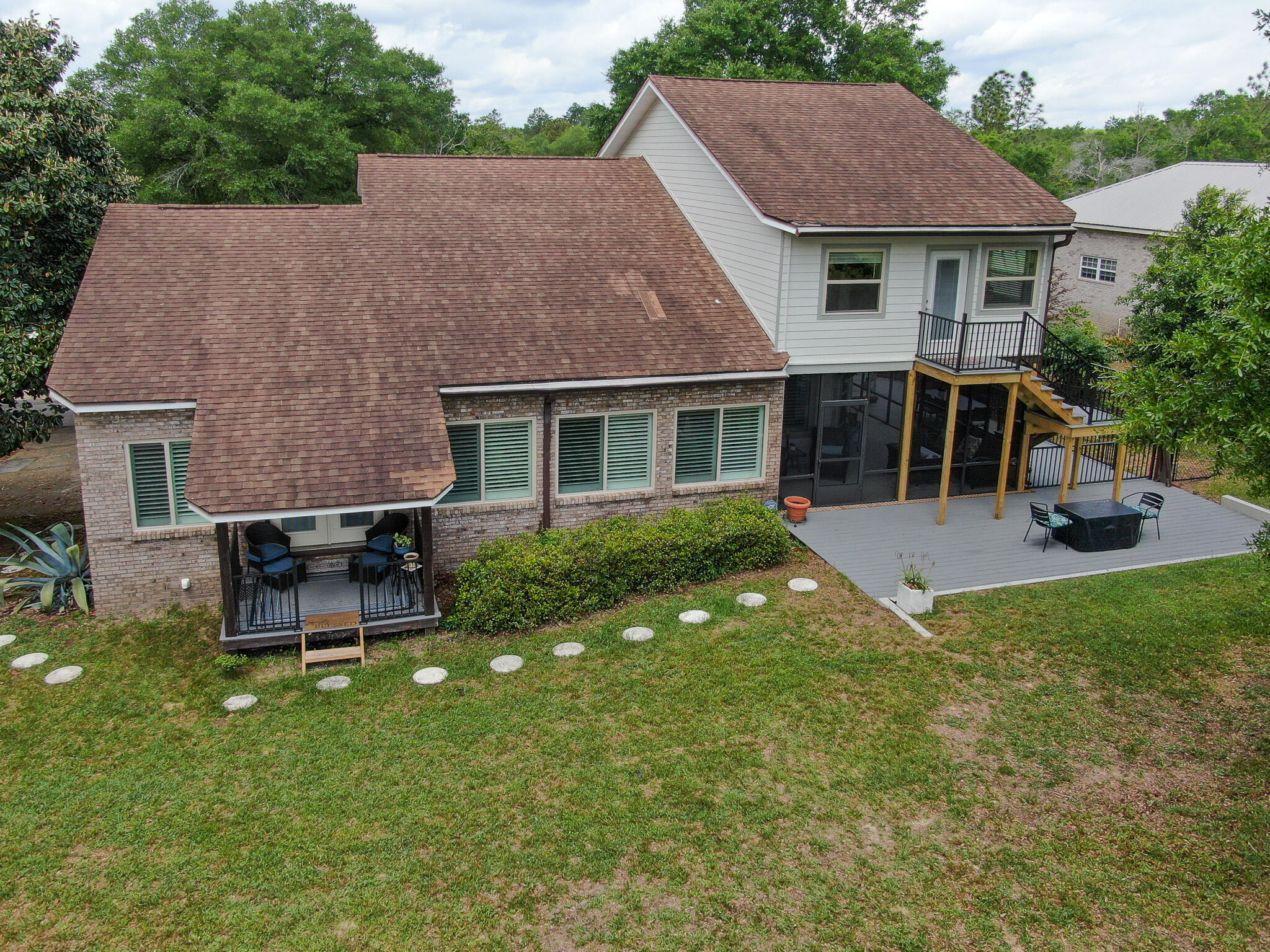 DEFUNIAK COUNTRY CLUB ESTATES - Residential