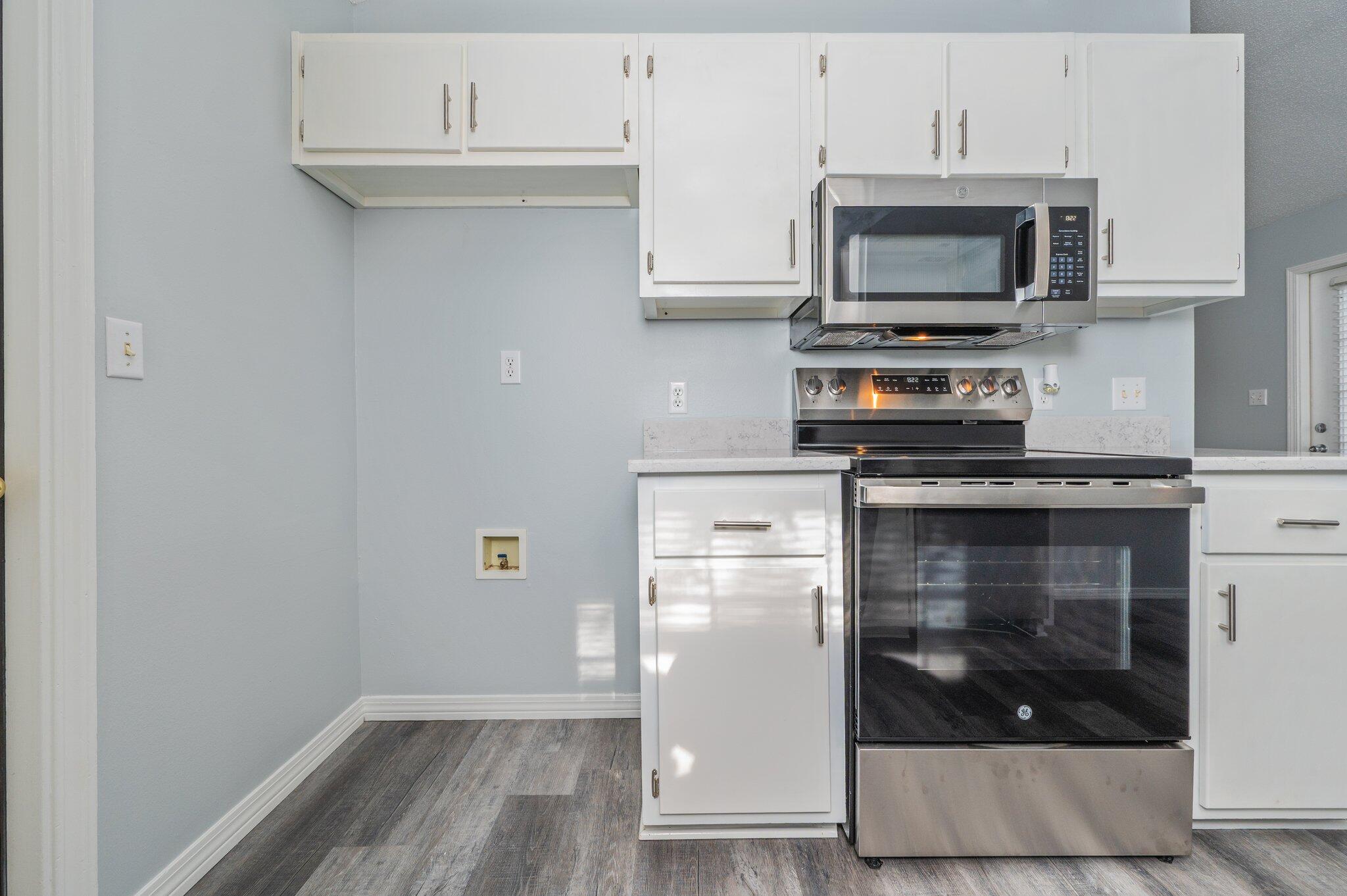 MORRIS ADDN TO CRESTVIEW - Residential