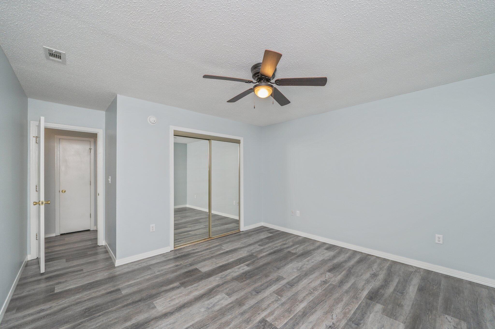 MORRIS ADDN TO CRESTVIEW - Residential