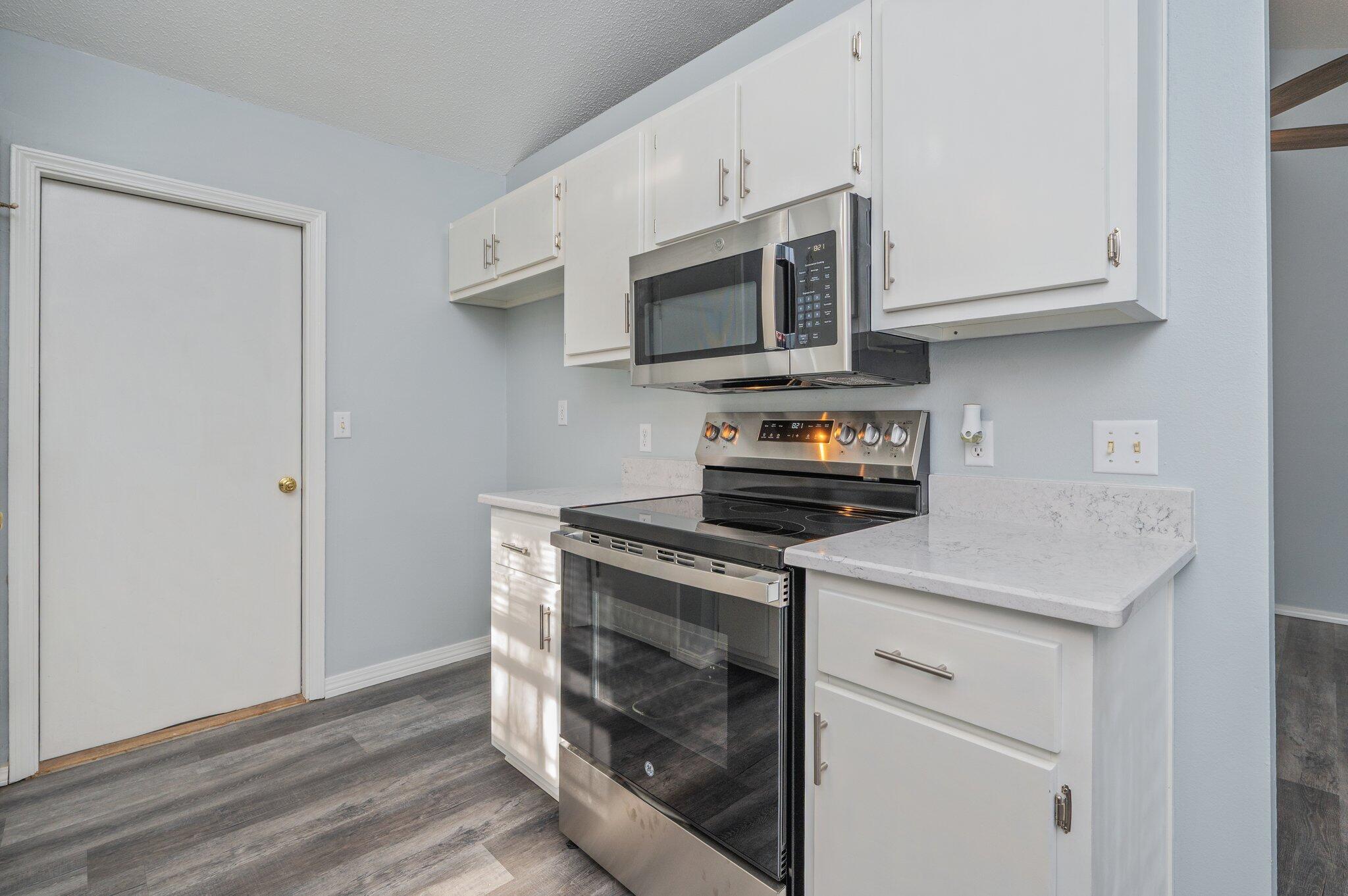 MORRIS ADDN TO CRESTVIEW - Residential