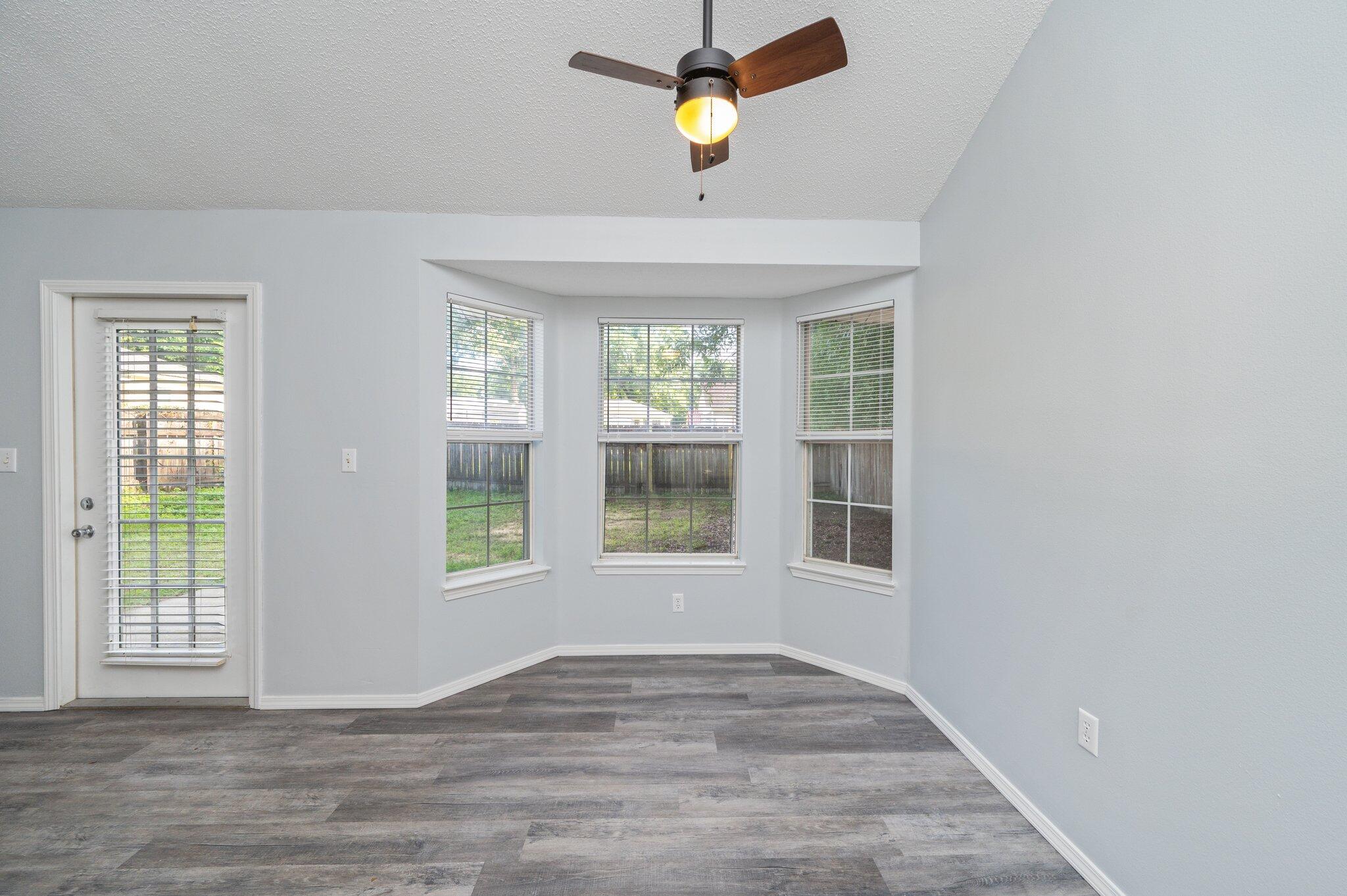 MORRIS ADDN TO CRESTVIEW - Residential