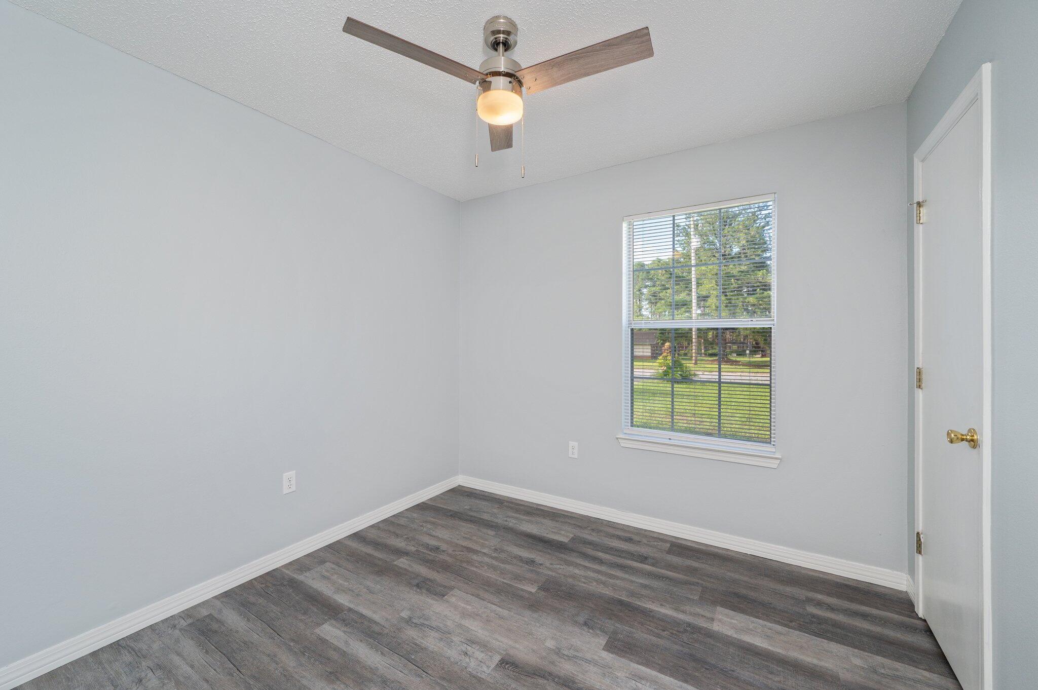 MORRIS ADDN TO CRESTVIEW - Residential