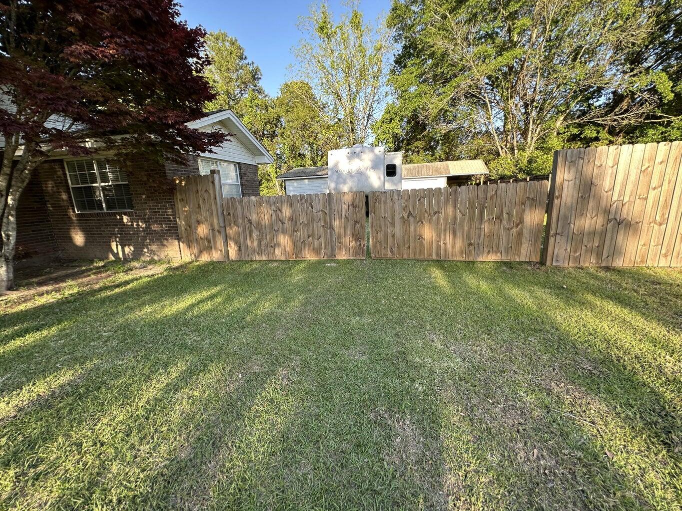 DOGWOOD ESTATES - Residential Lease