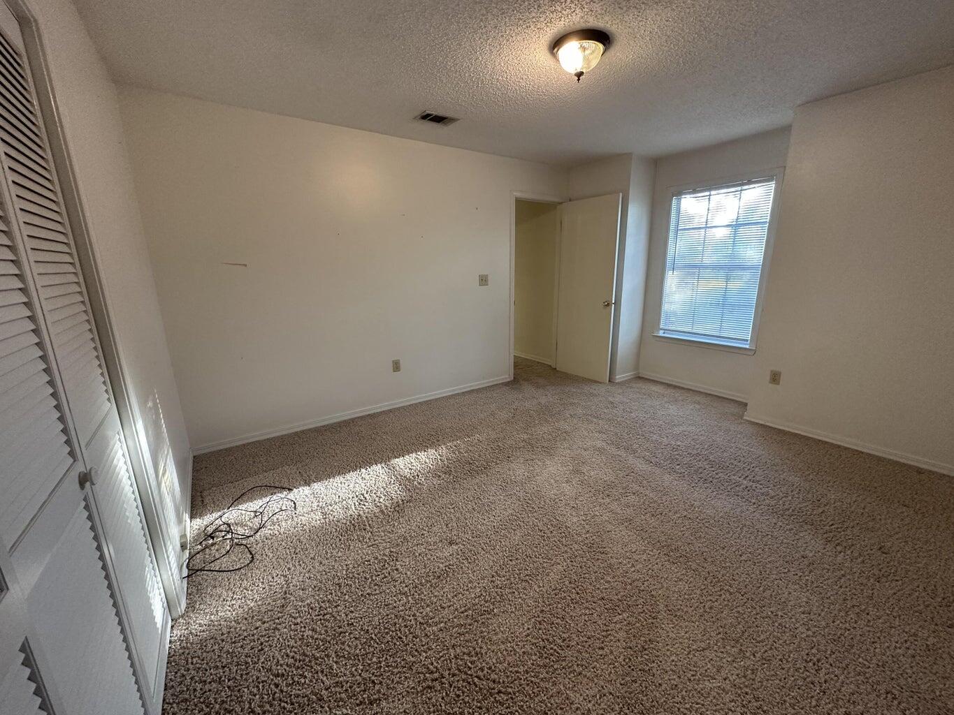 DOGWOOD ESTATES - Residential Lease