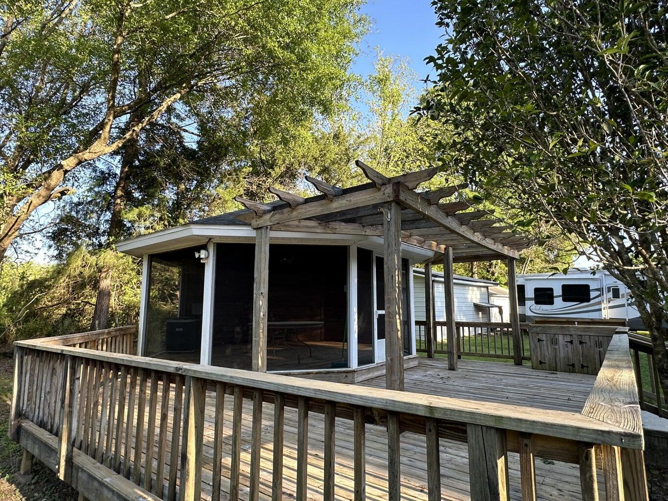 DOGWOOD ESTATES - Residential Lease