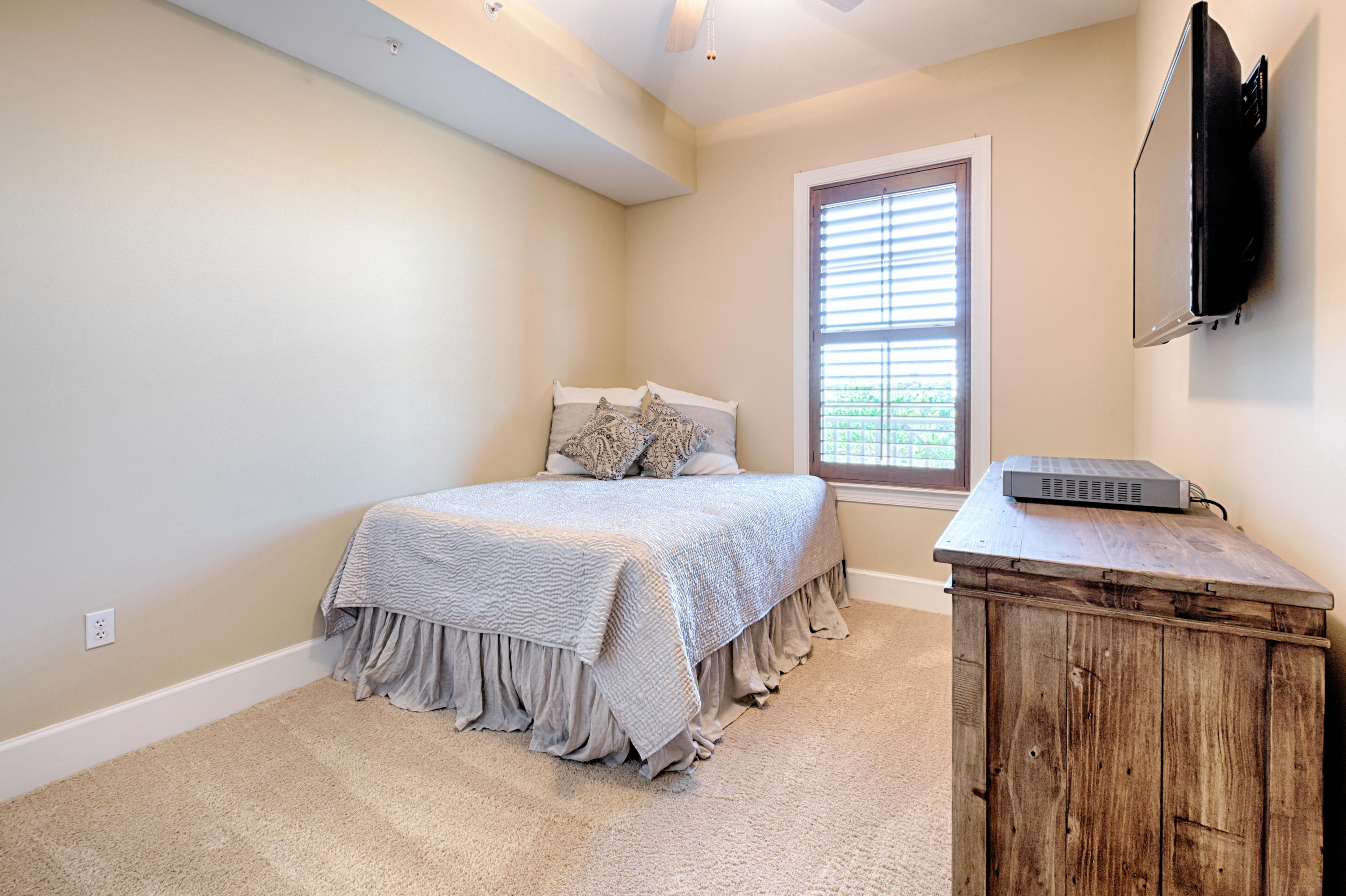 SANCTUARY AT REDFISH - Residential