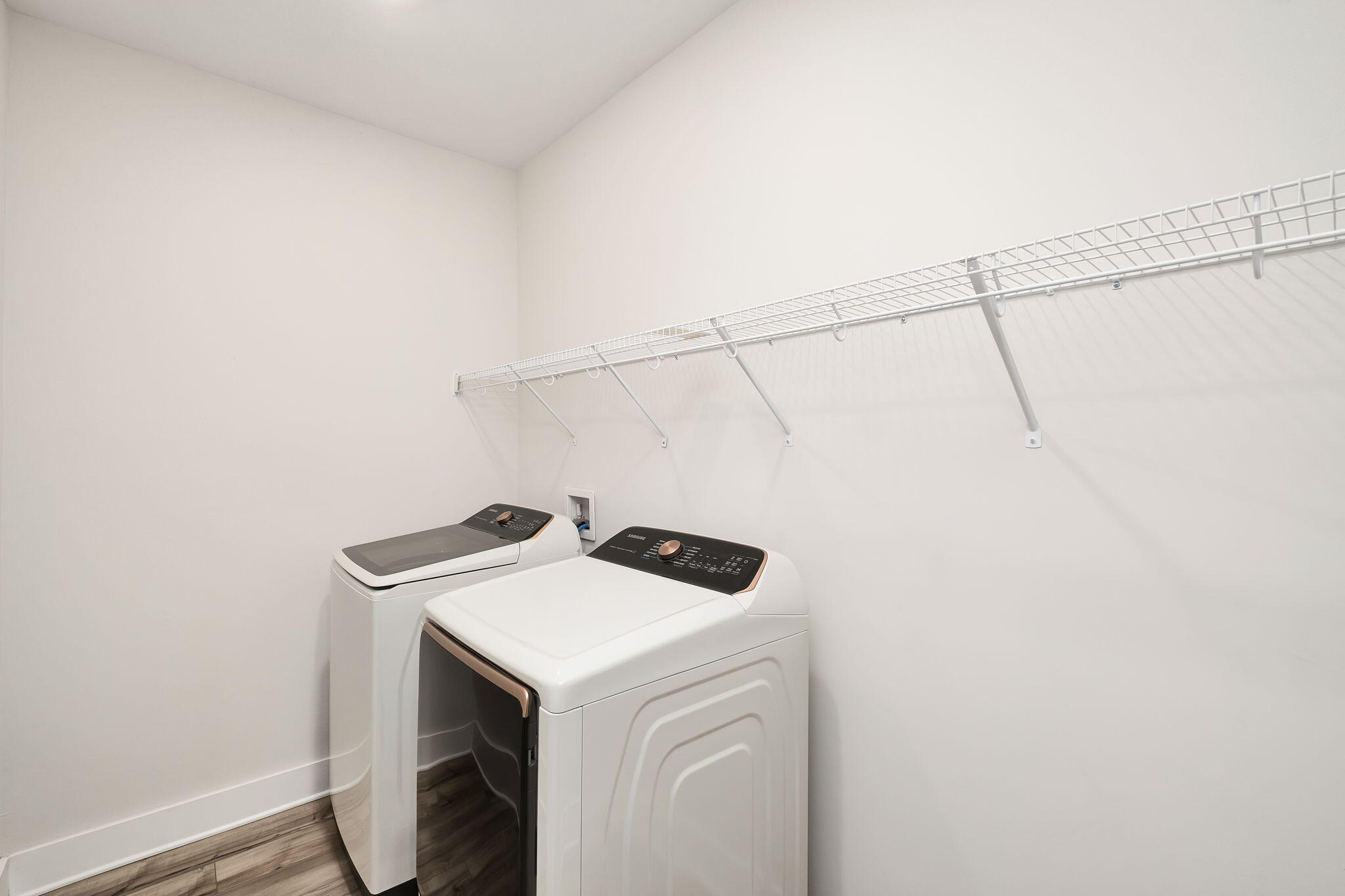 Cessna Village - Residential