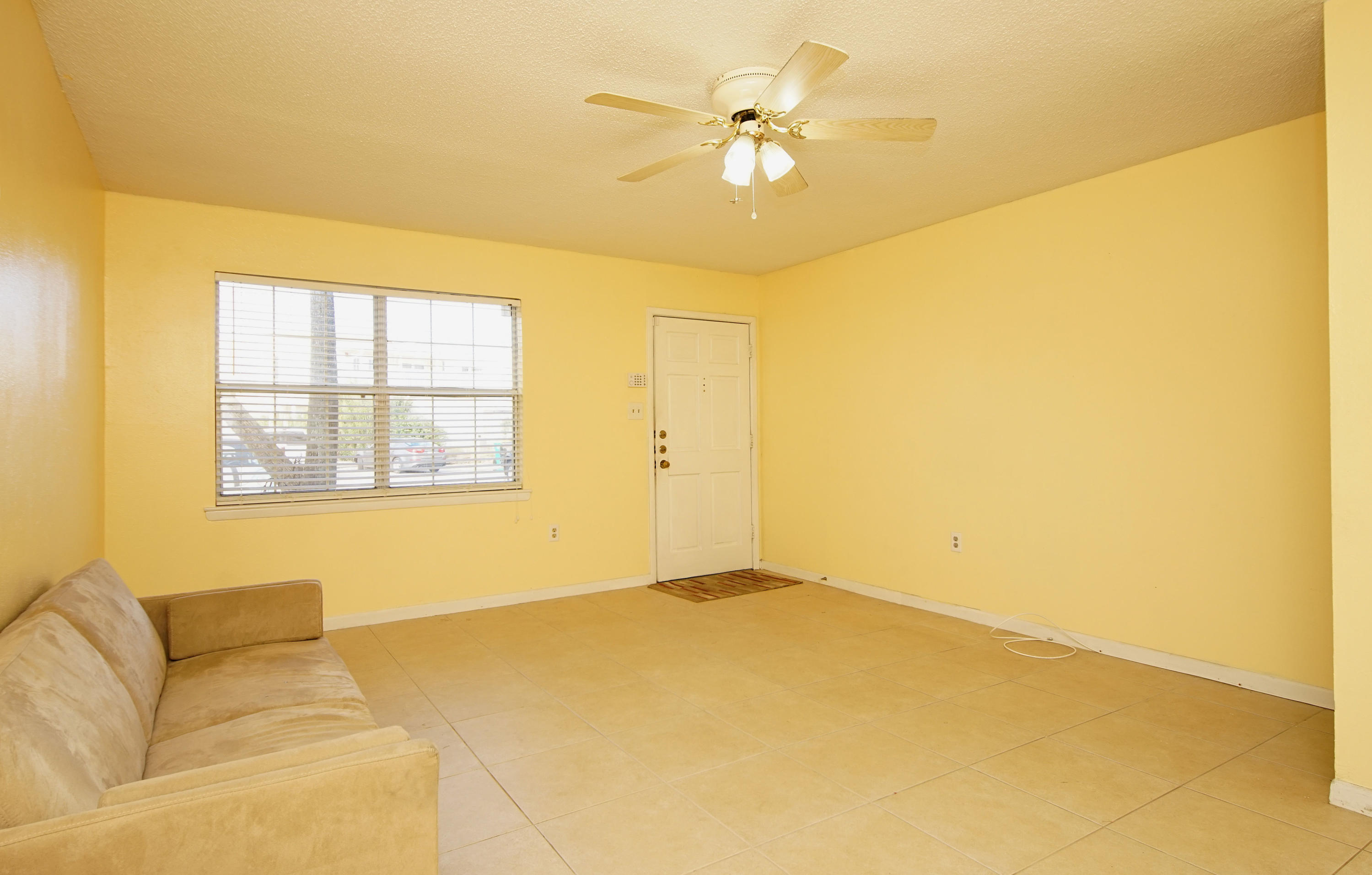 CHATEAU BY THE SEA - Residential