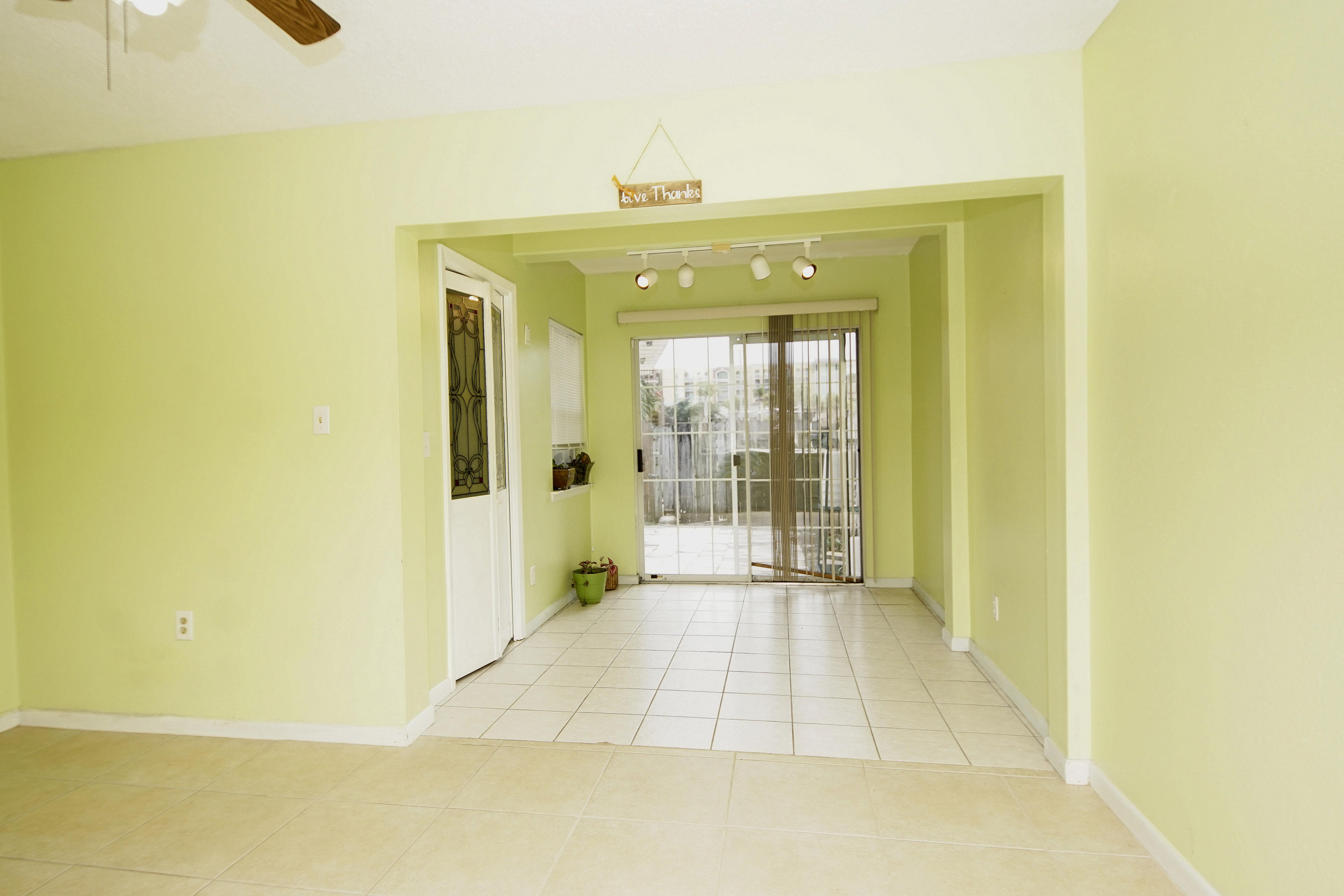 CHATEAU BY THE SEA - Residential