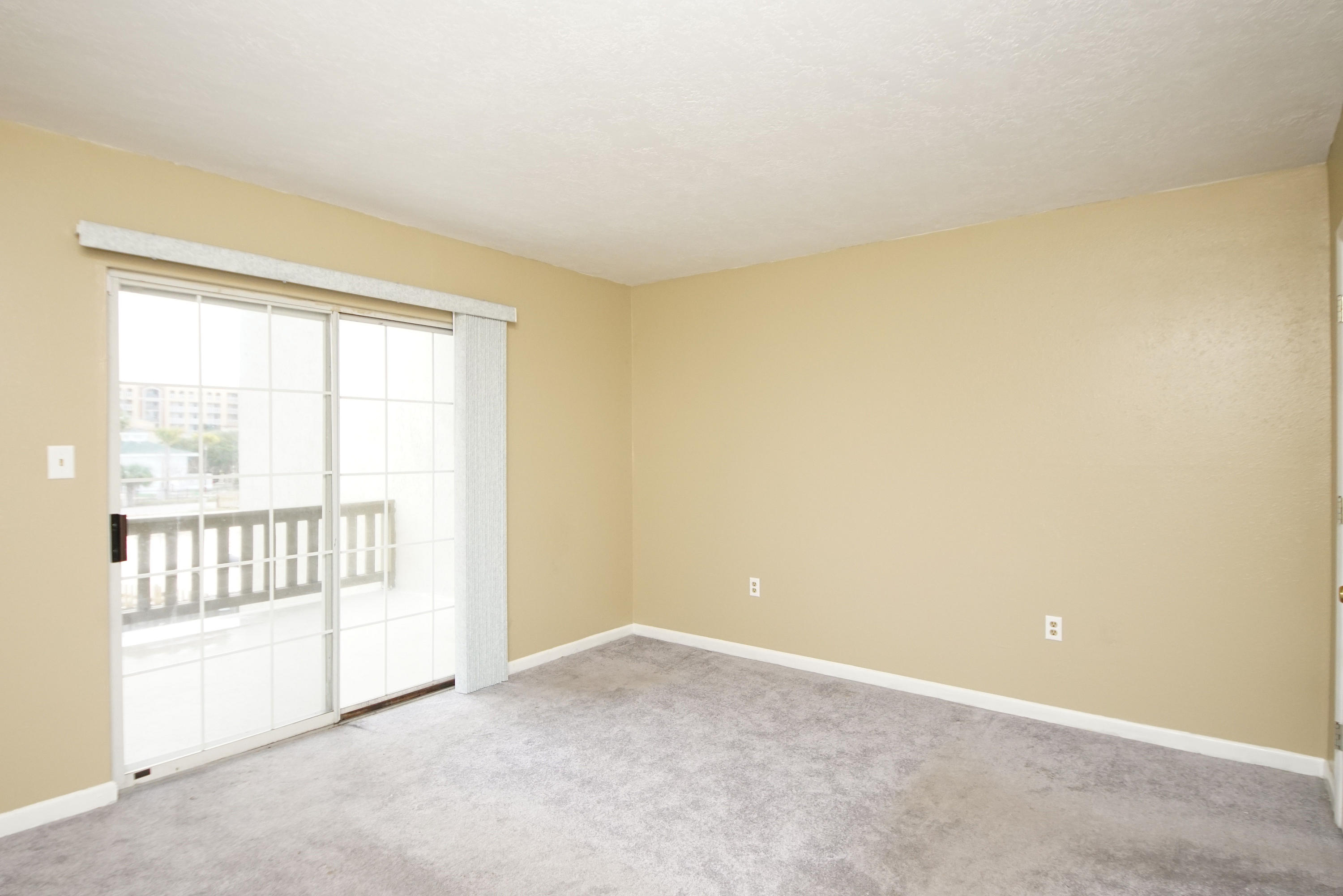 CHATEAU BY THE SEA - Residential