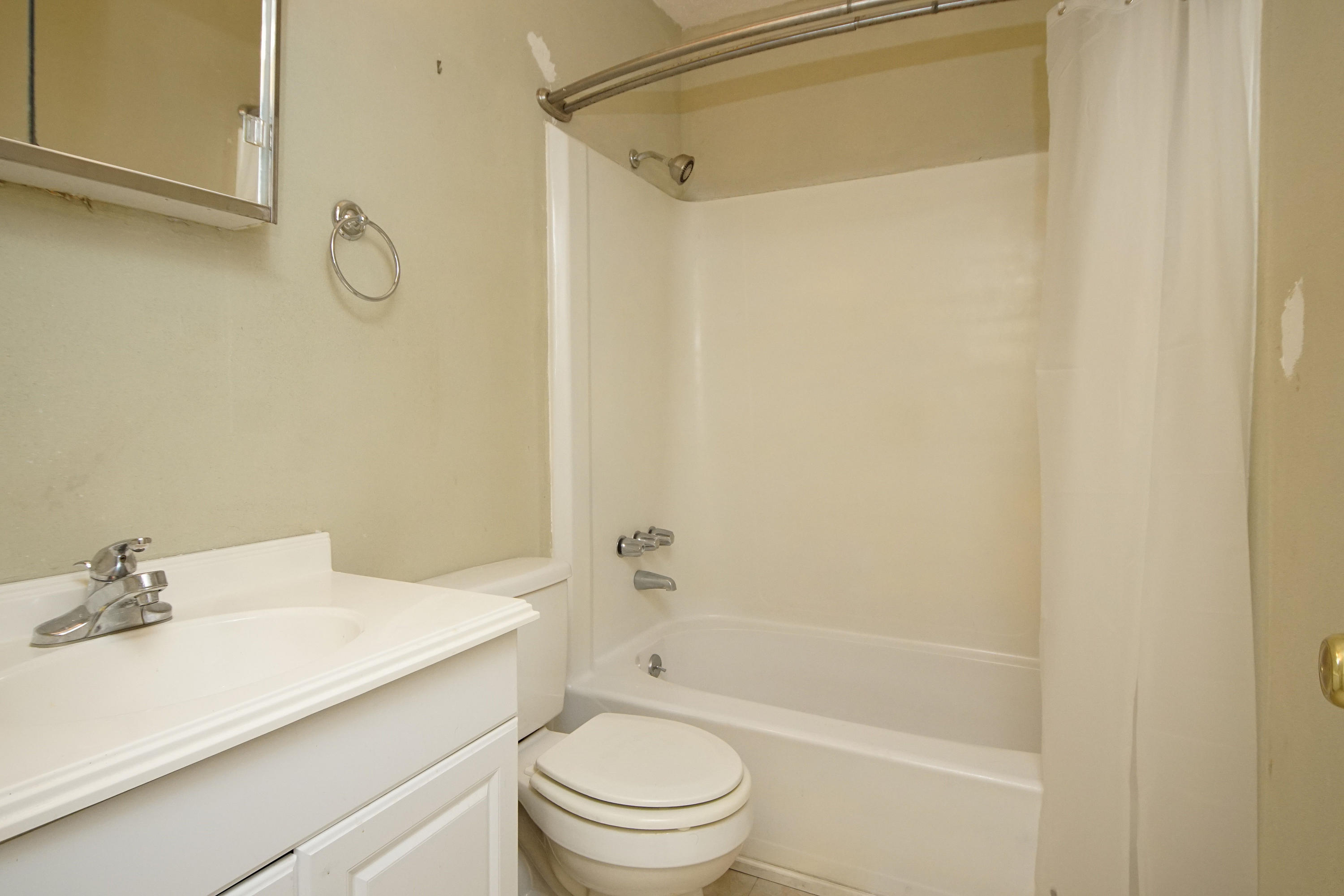 CHATEAU BY THE SEA - Residential