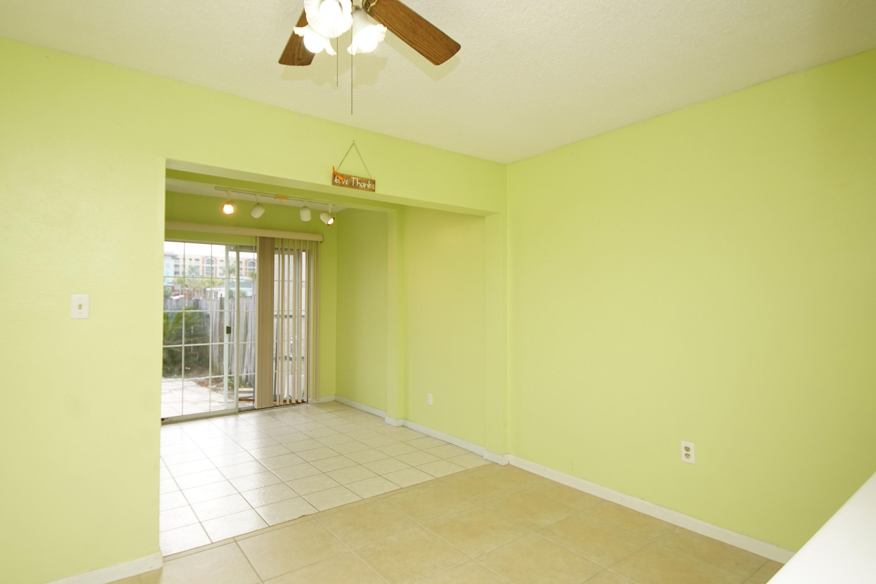 CHATEAU BY THE SEA - Residential