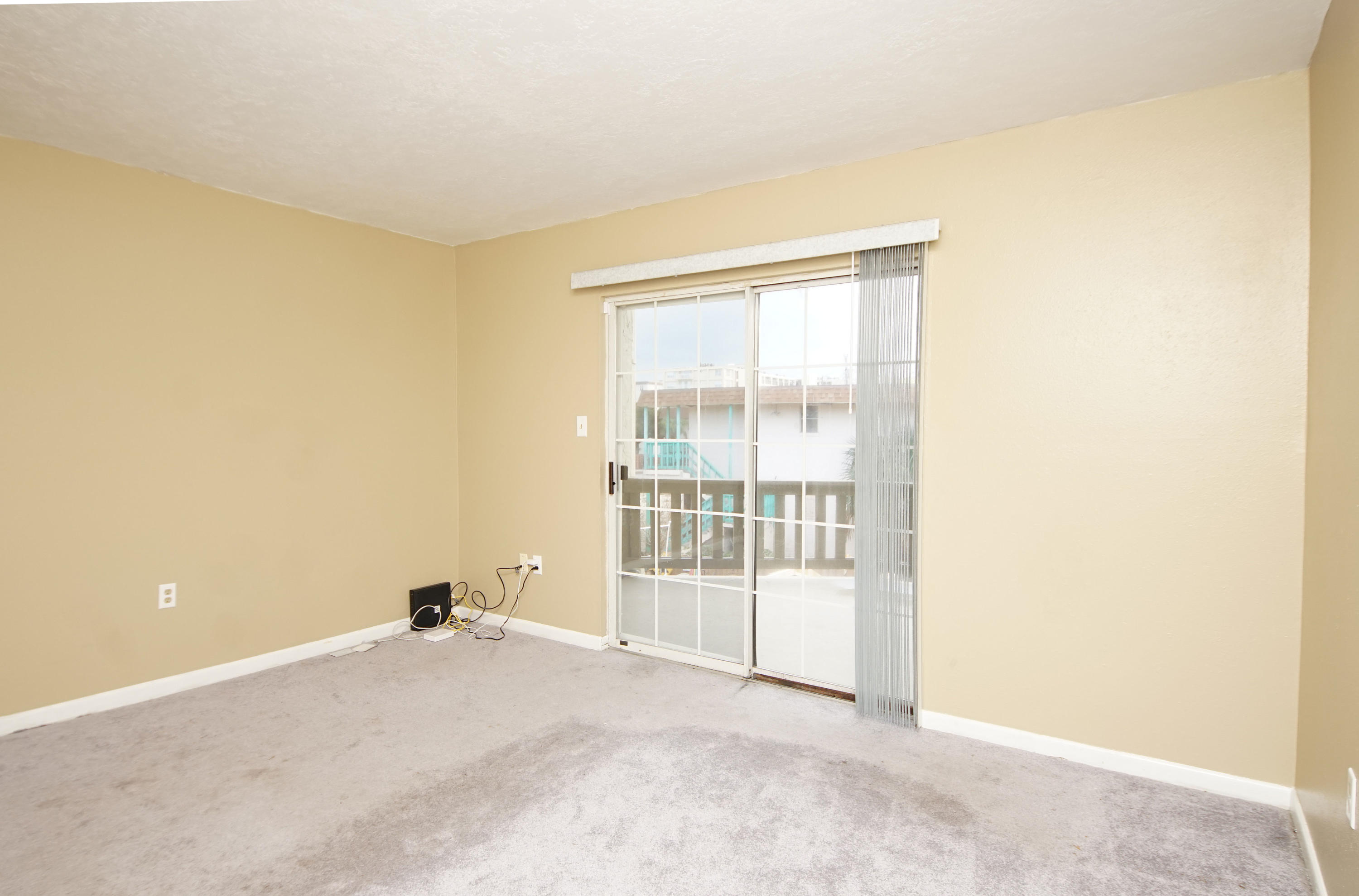 CHATEAU BY THE SEA - Residential