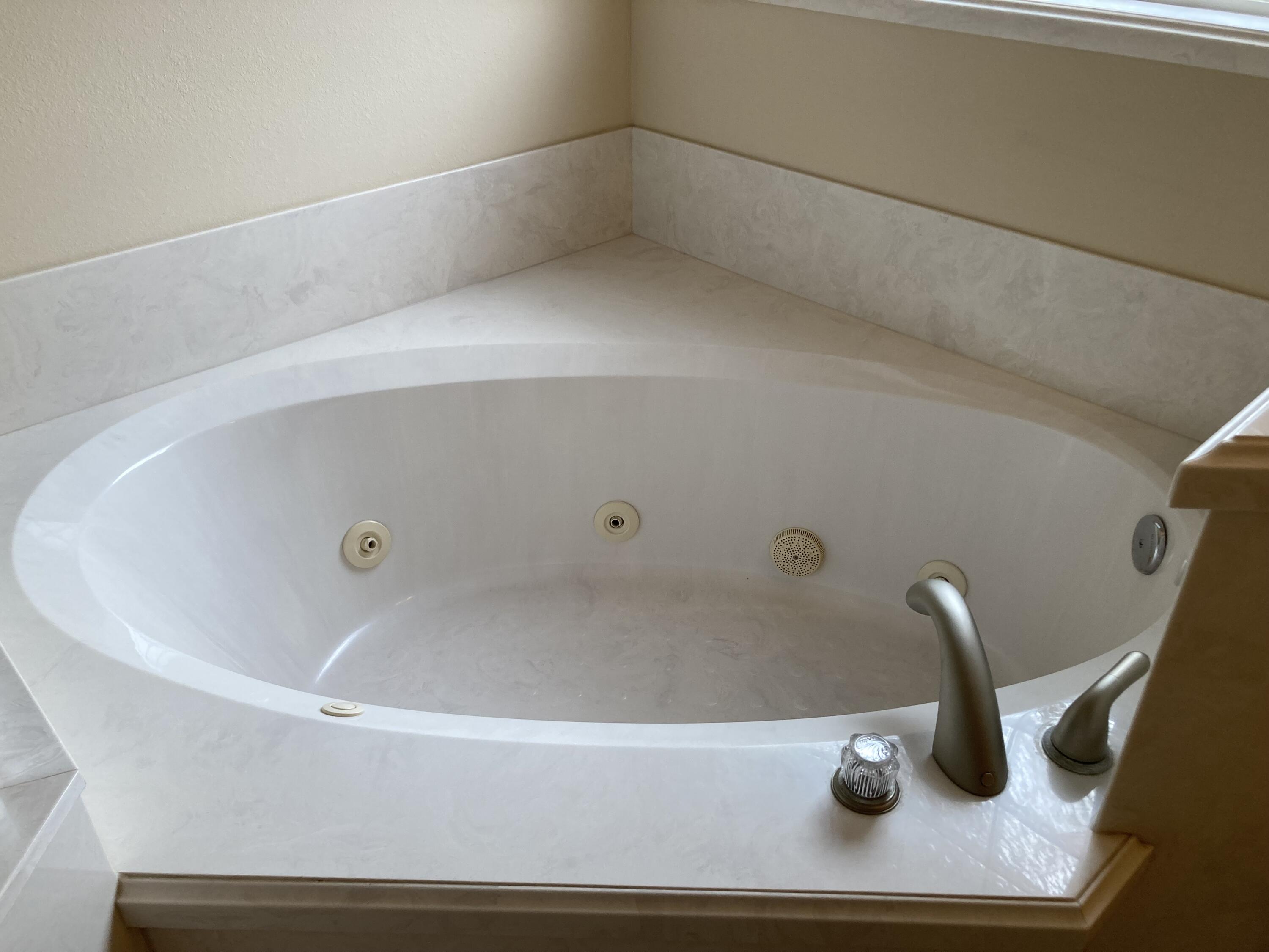 BAYOU POQUITO - Residential