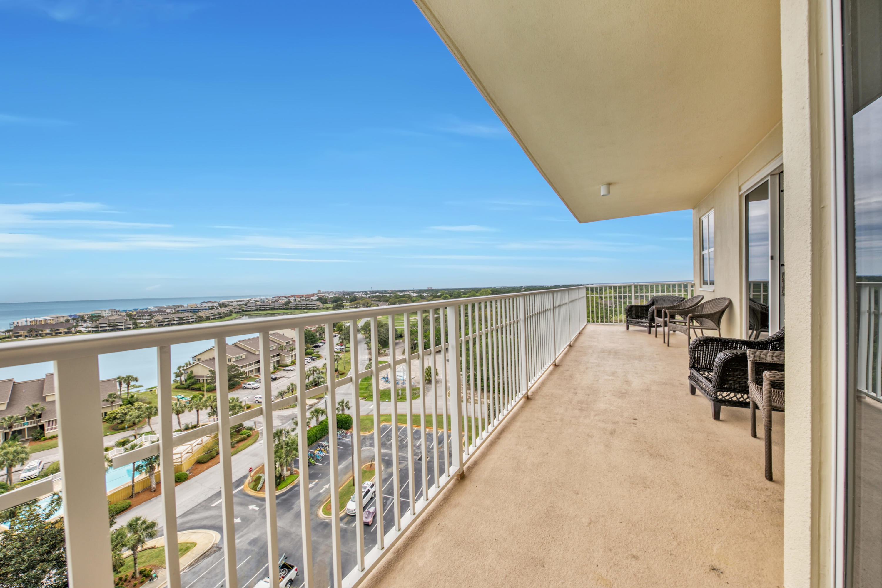 ARIEL DUNES II - Residential