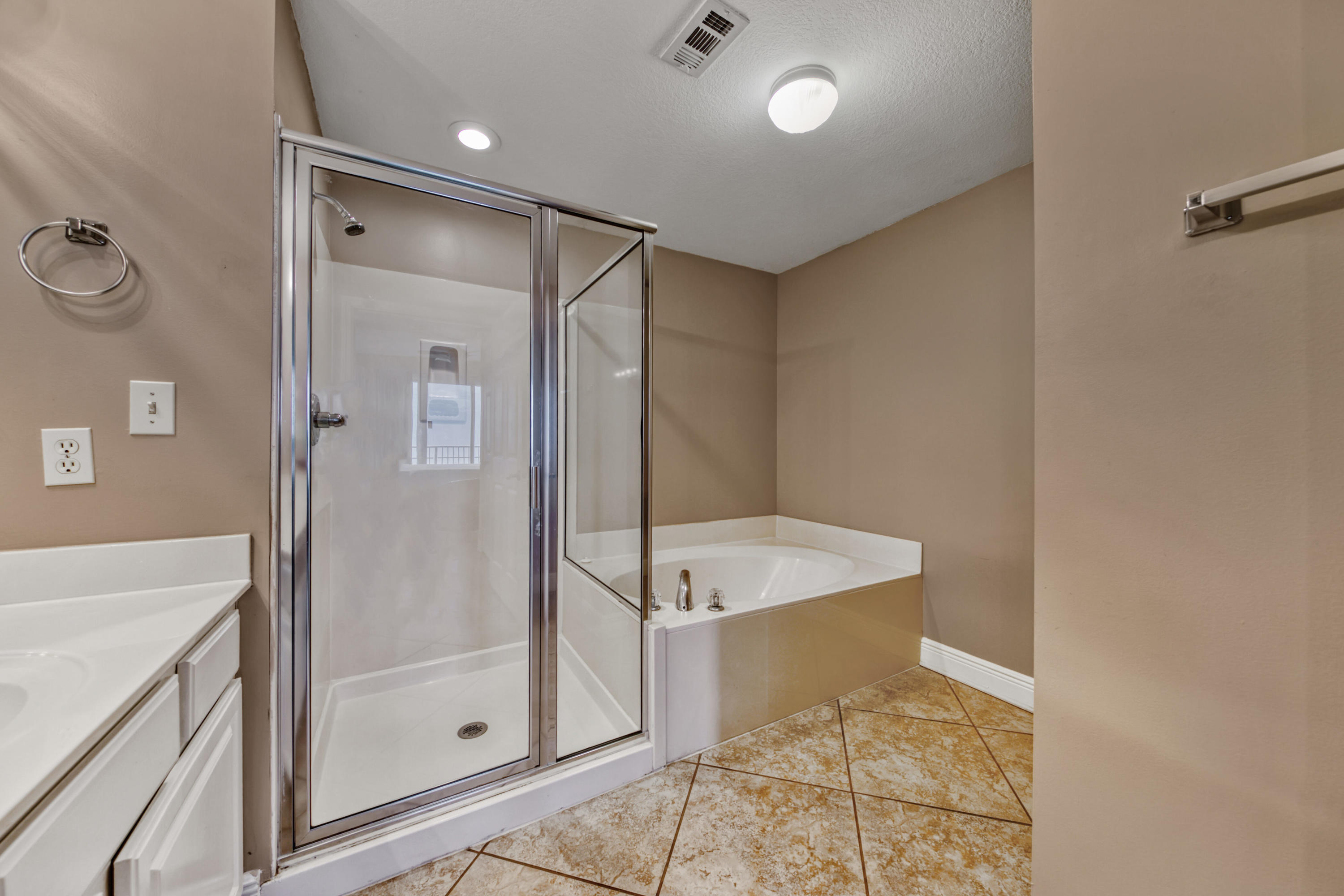 ARIEL DUNES II - Residential