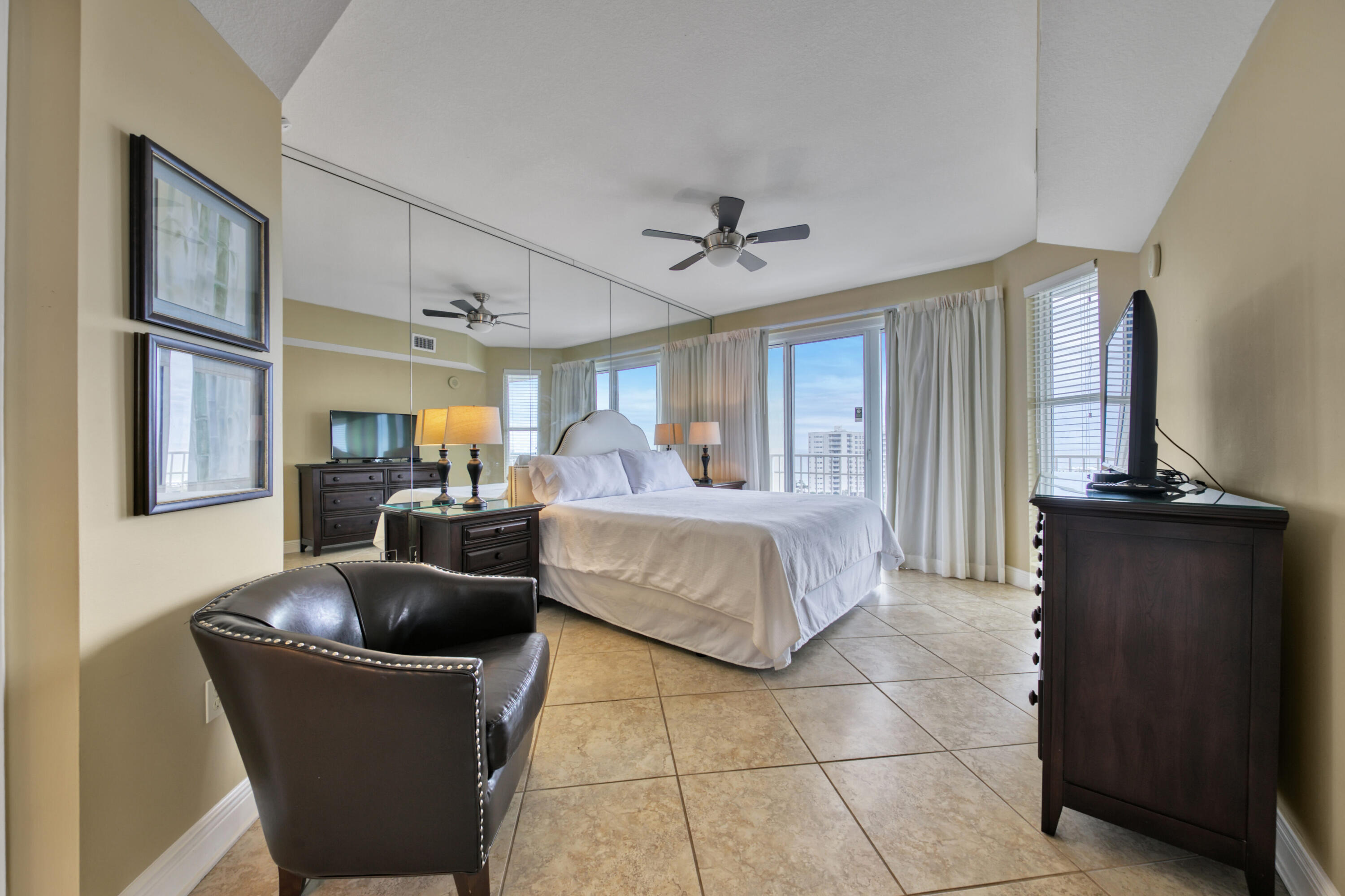 ARIEL DUNES II - Residential