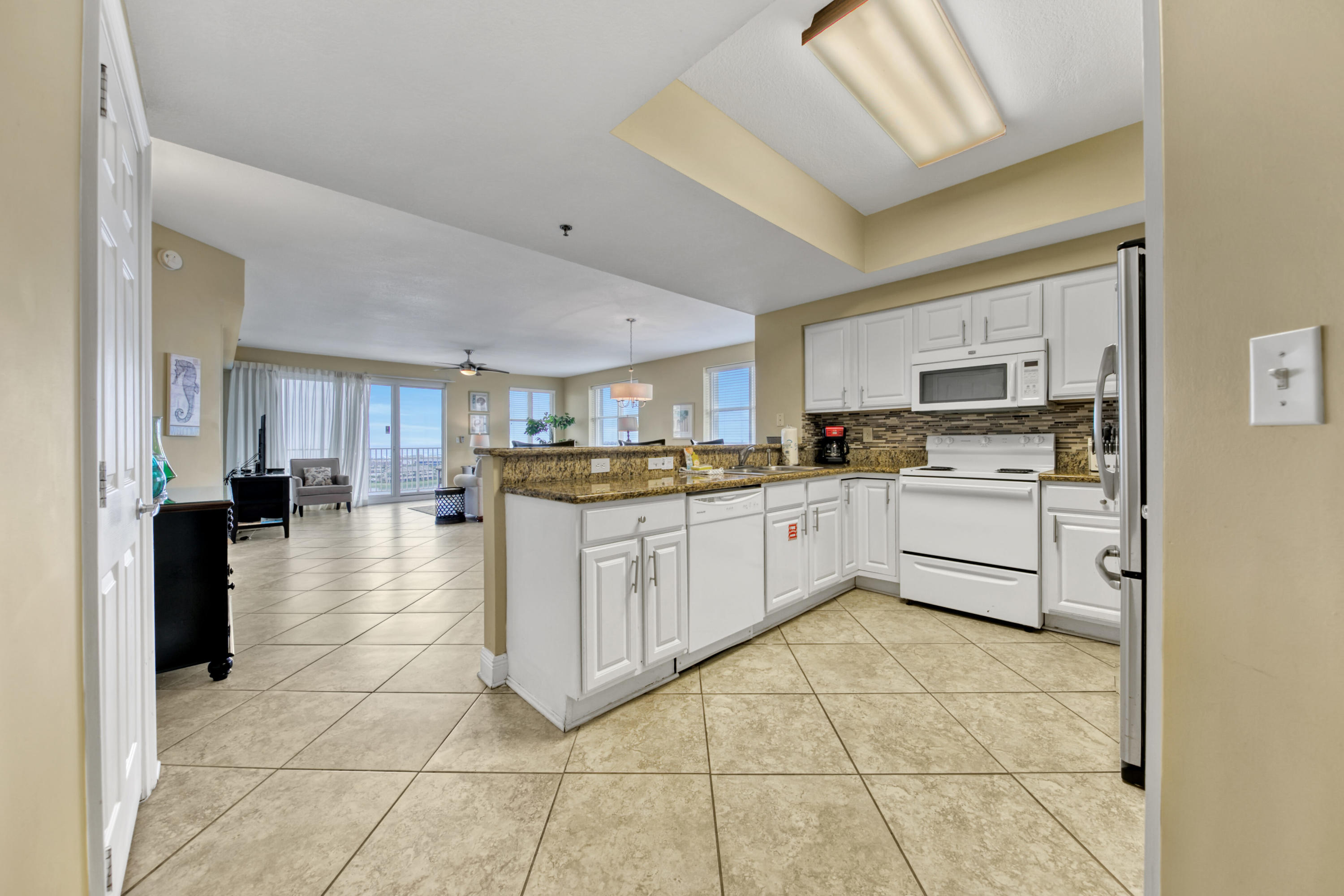 ARIEL DUNES II - Residential