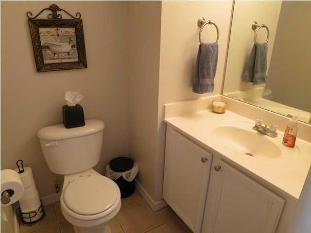 TWIN LAKES ESTATES - Residential