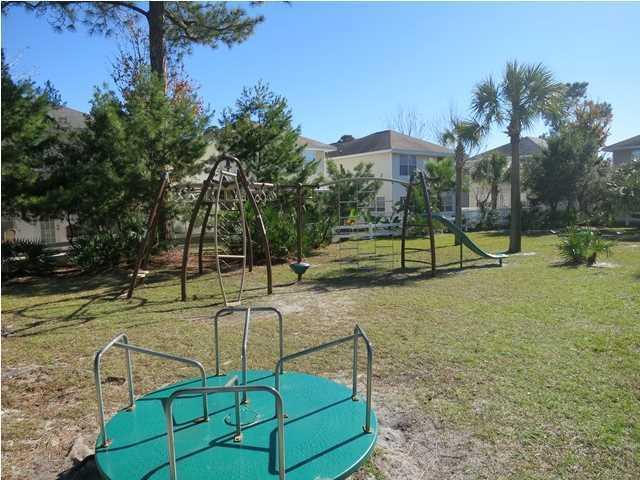 TWIN LAKES ESTATES - Residential